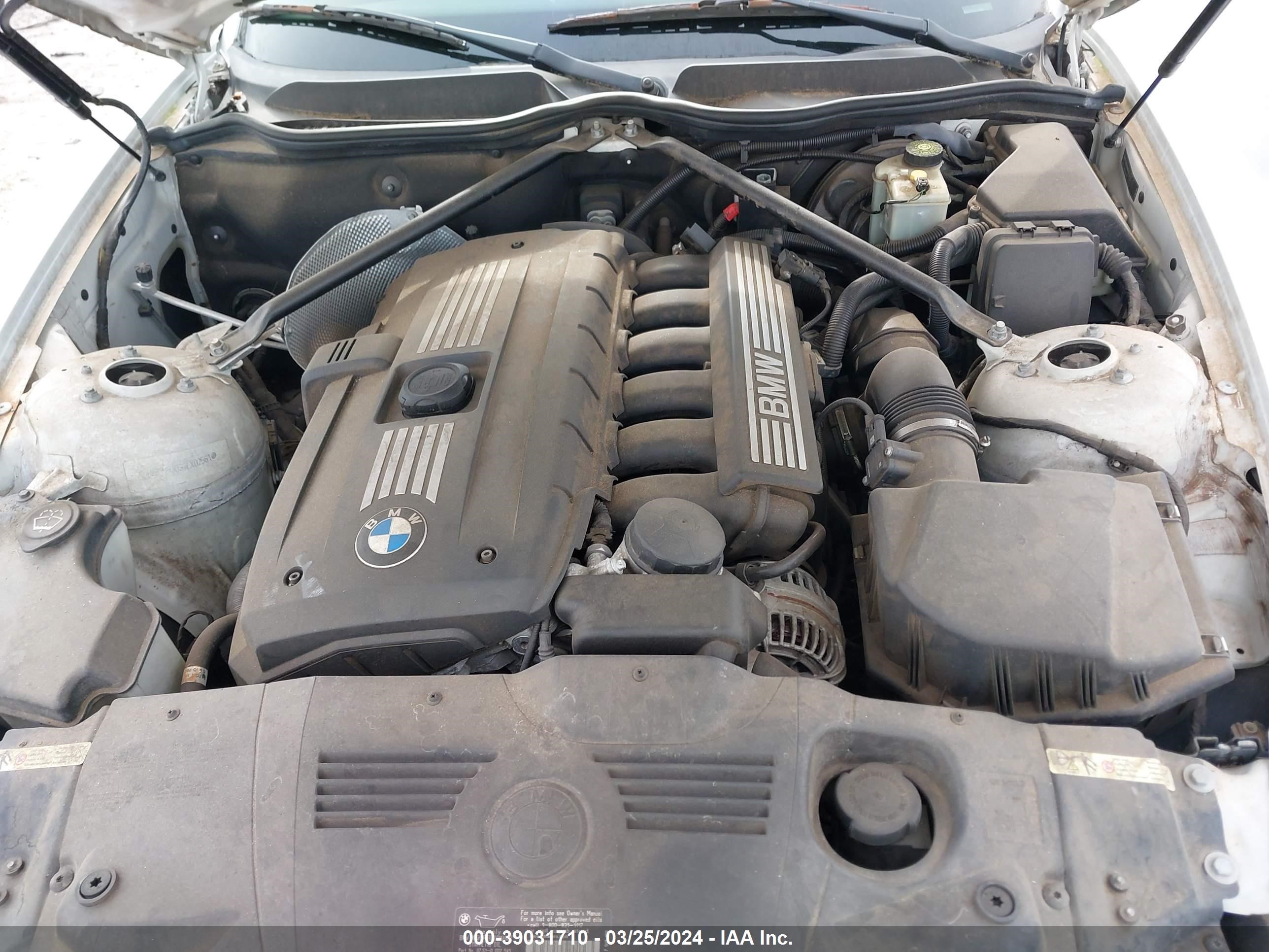 Photo 9 VIN: 4USBU53537LX02561 - BMW Z4 