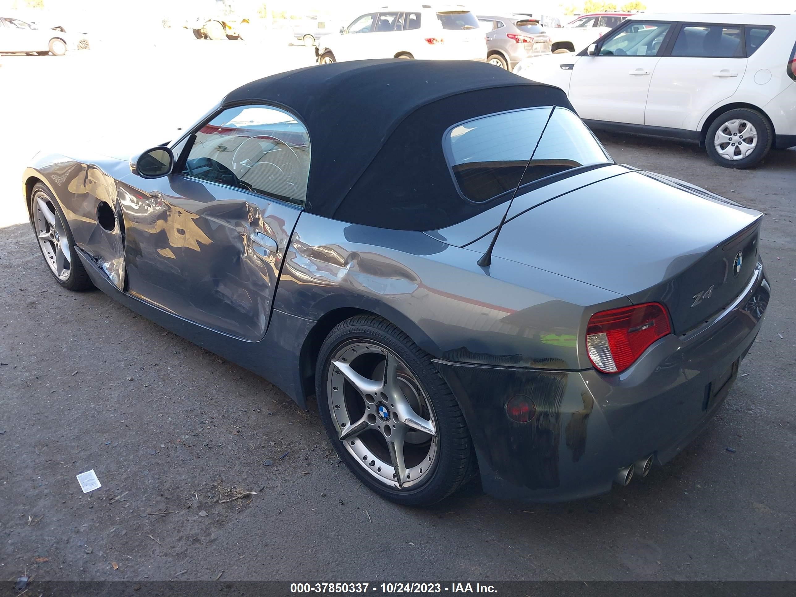 Photo 2 VIN: 4USBU53548LX04398 - BMW Z4 