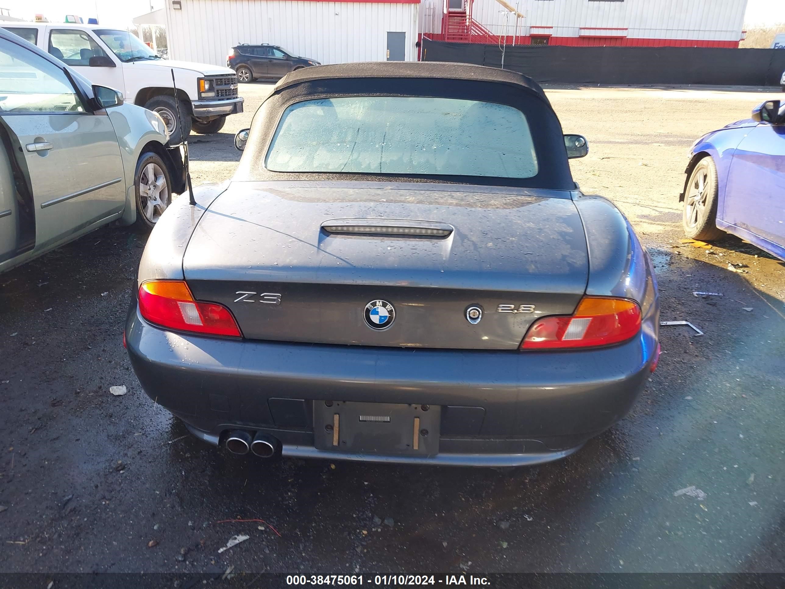 Photo 15 VIN: 4USCH3347YLF41639 - BMW Z3 