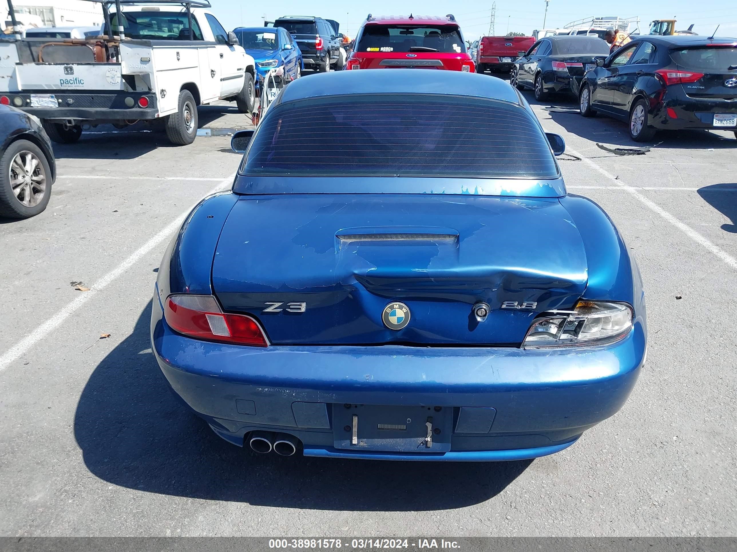 Photo 15 VIN: 4USCH3348YLF43187 - BMW Z3 