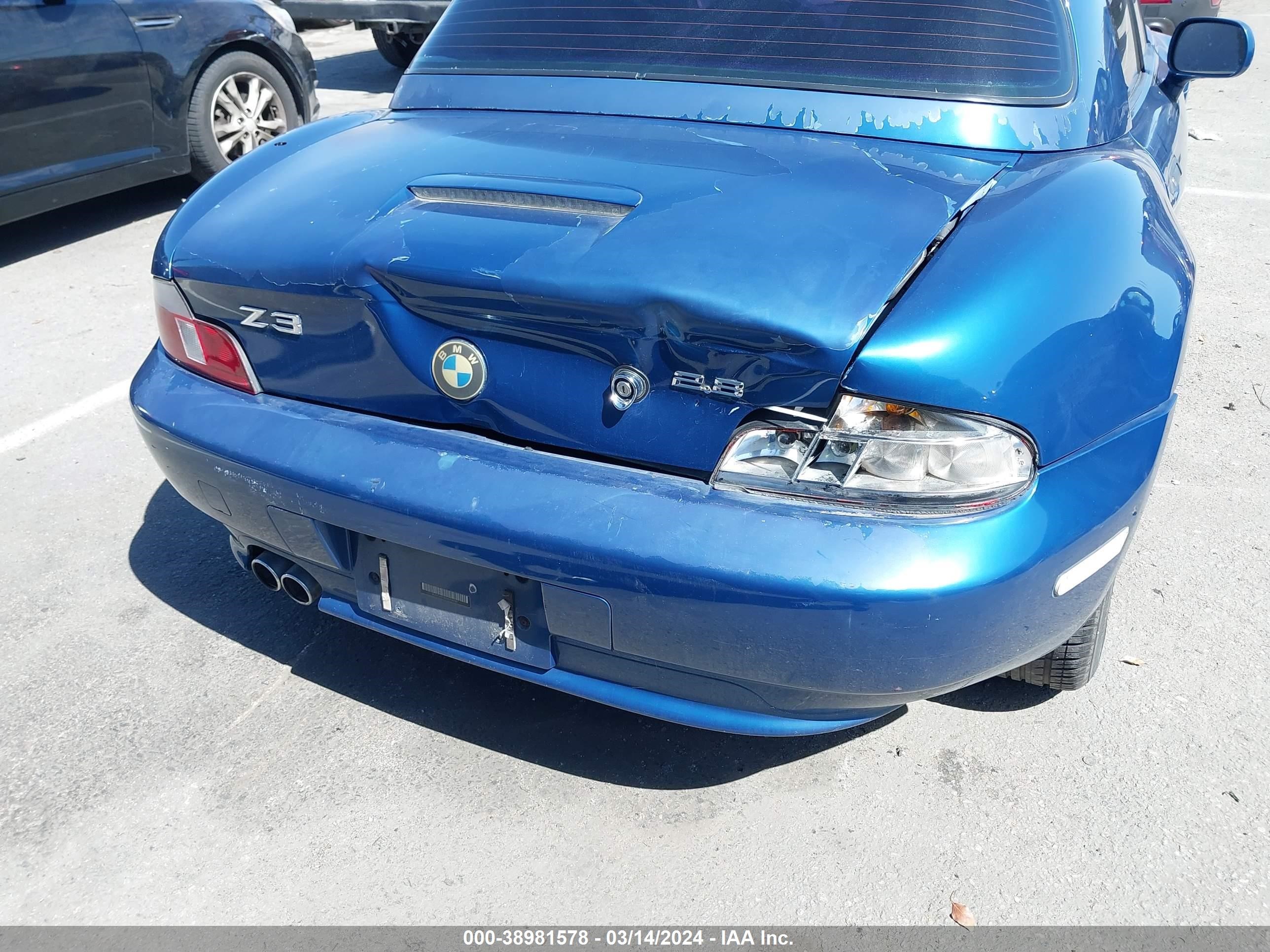 Photo 5 VIN: 4USCH3348YLF43187 - BMW Z3 