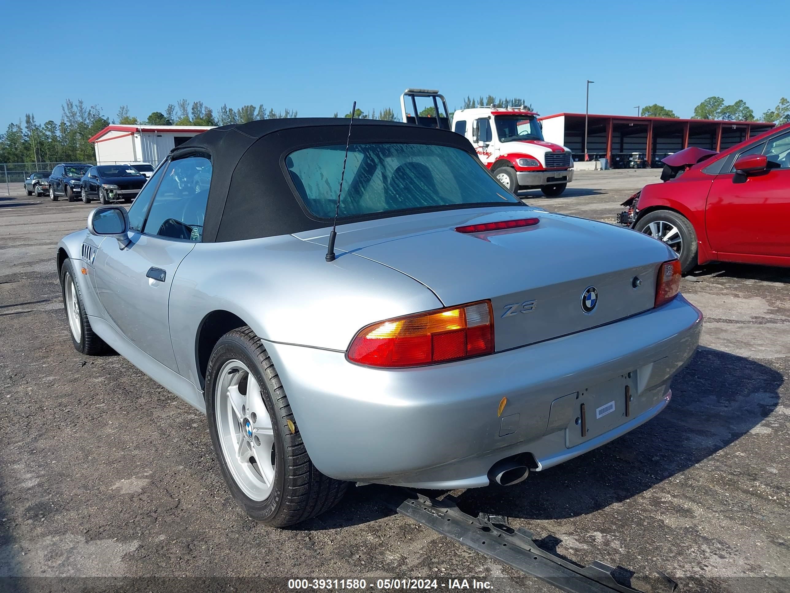 Photo 2 VIN: 4USCH7320VLB79512 - BMW Z3 