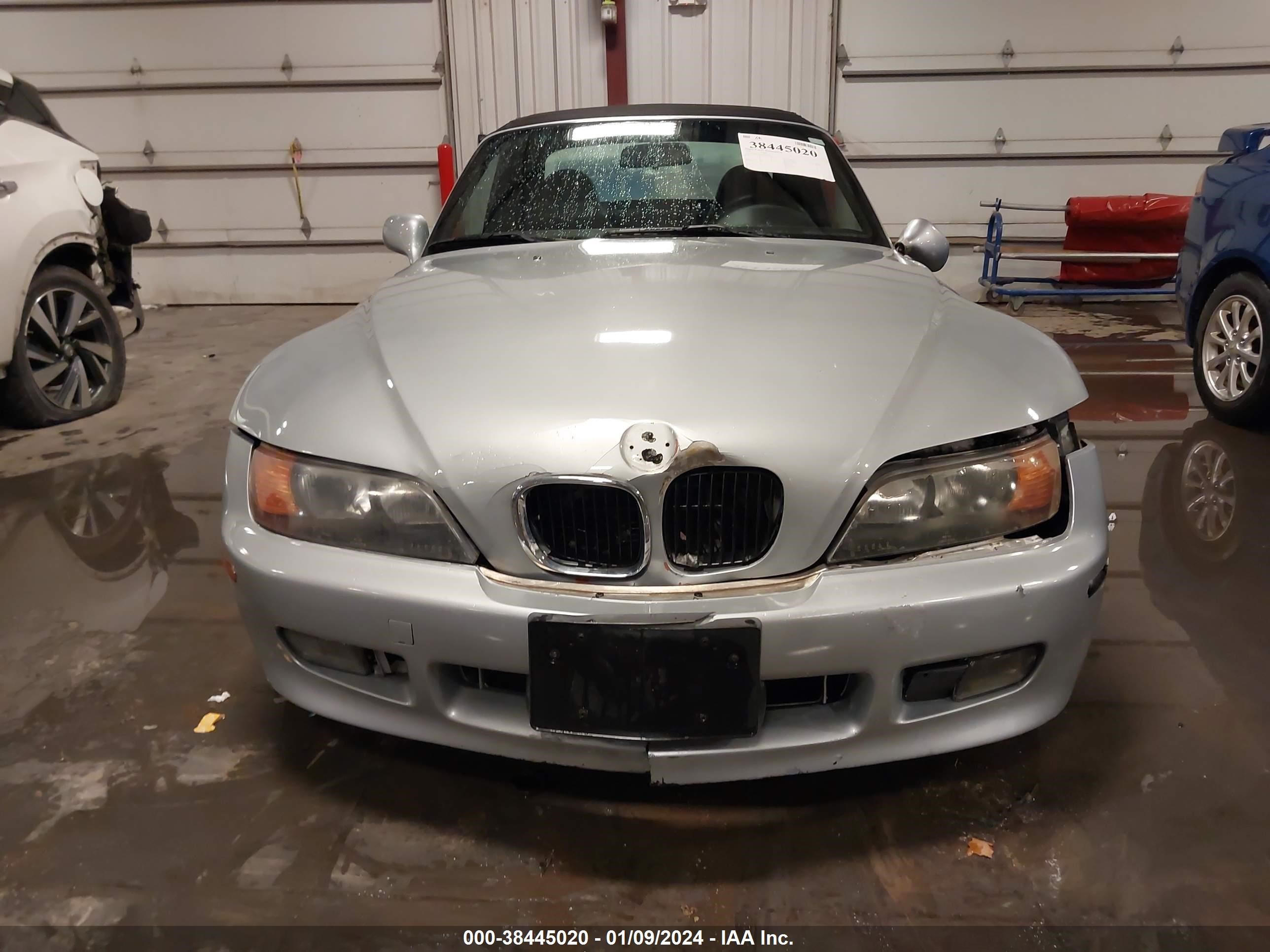 Photo 11 VIN: 4USCH7323TLB72096 - BMW Z3 