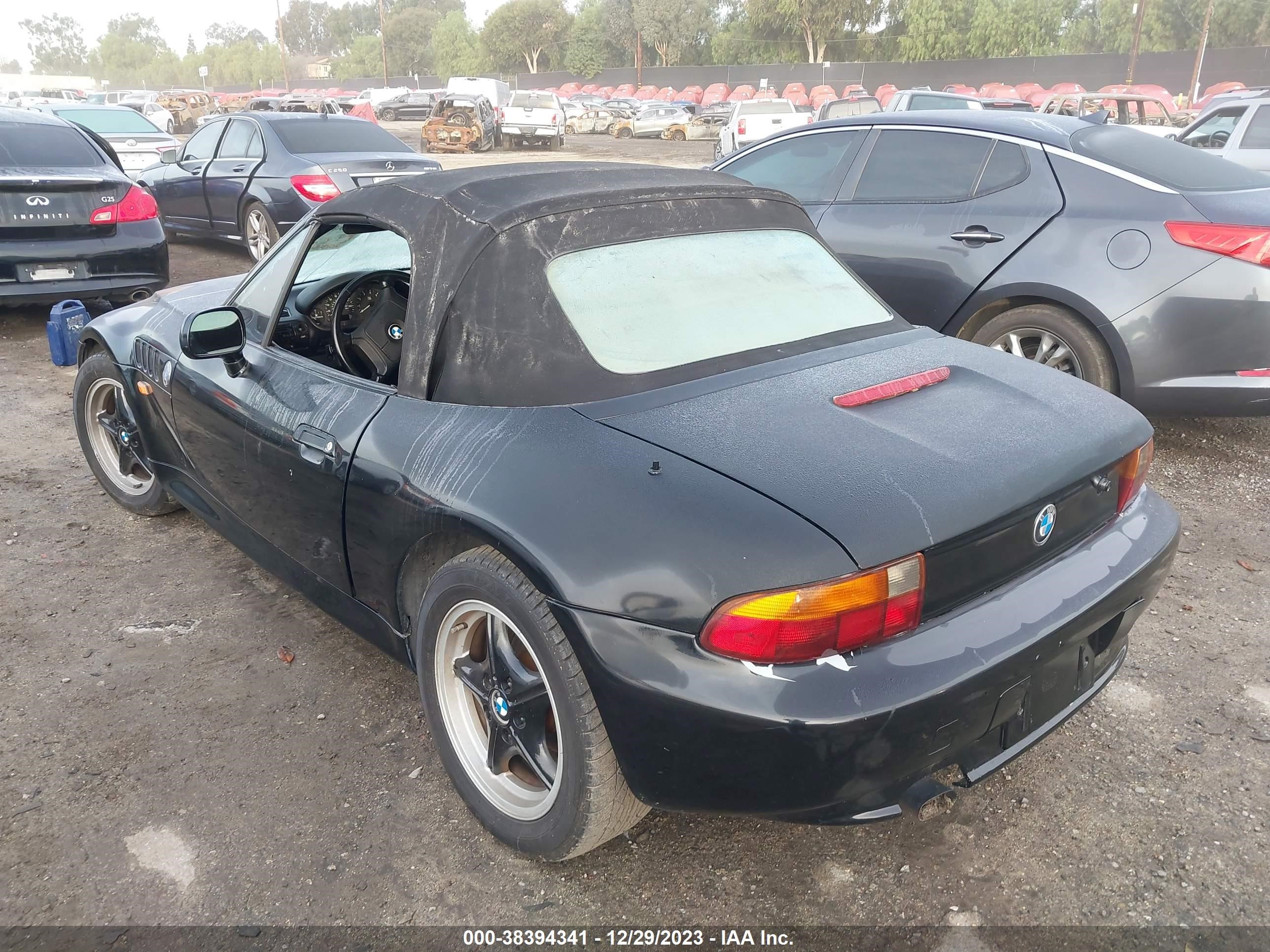 Photo 2 VIN: 4USCH7324VLB79979 - BMW 3ER 