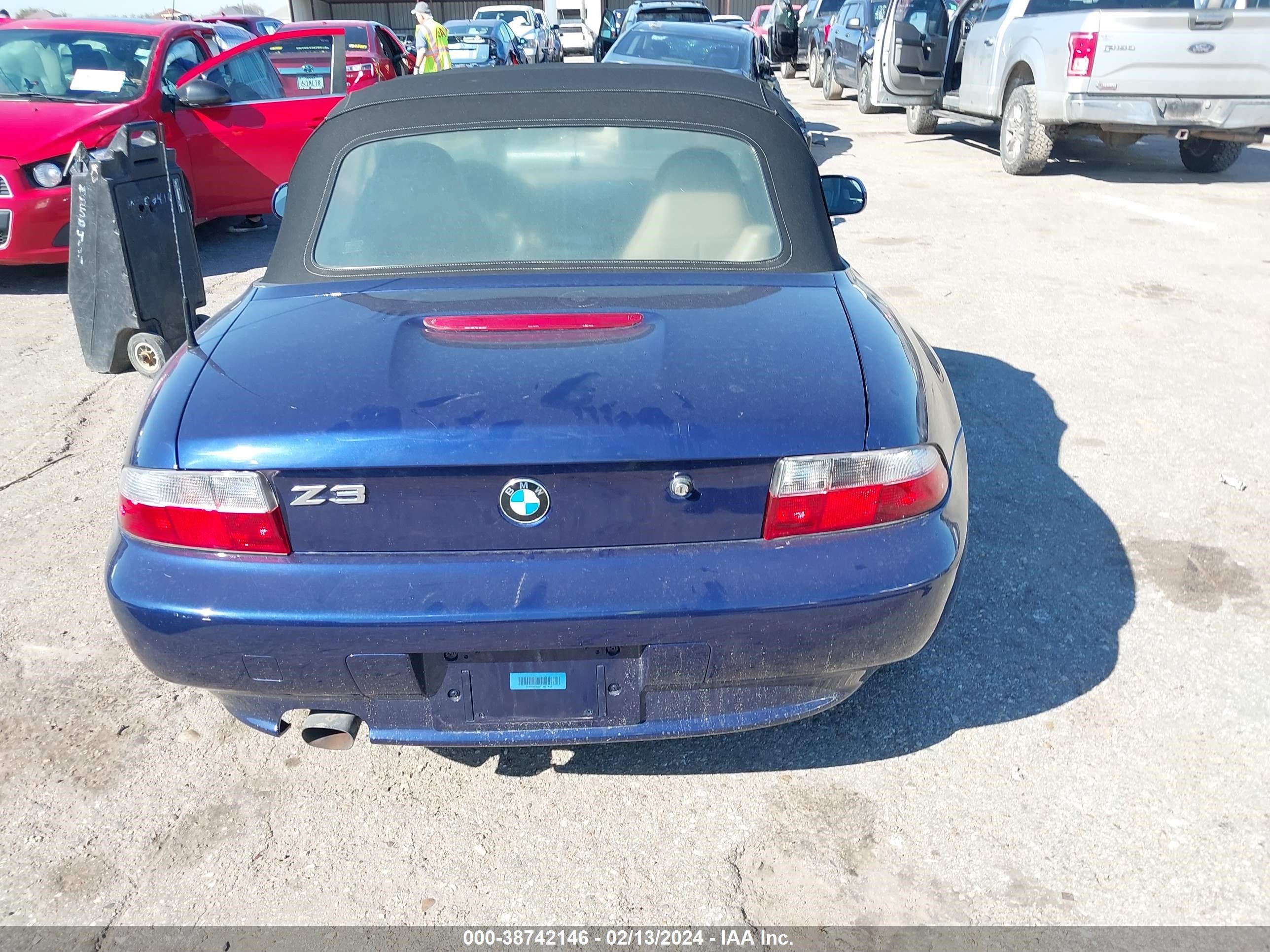 Photo 7 VIN: 4USCH7326TLB71802 - BMW Z3 