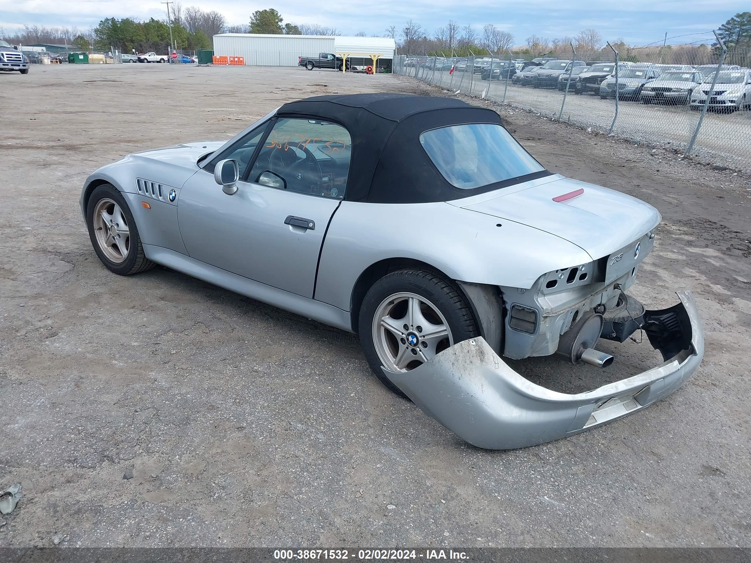 Photo 2 VIN: 4USCH7333WLE09103 - BMW Z3 