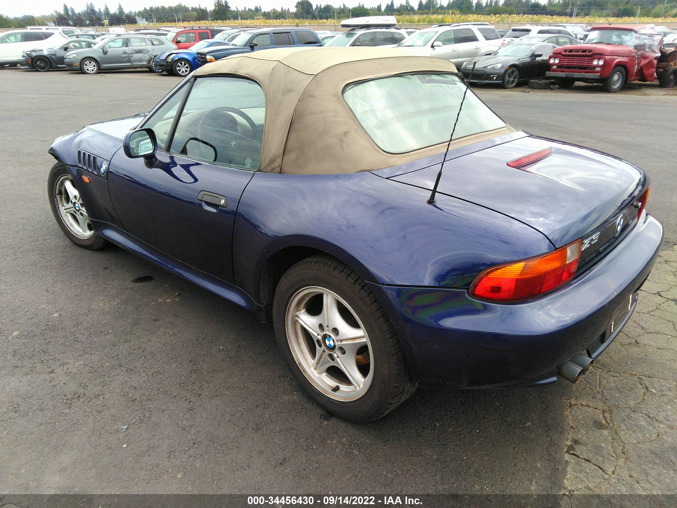 Photo 2 VIN: 4USCH9333XLG00372 - BMW Z3 