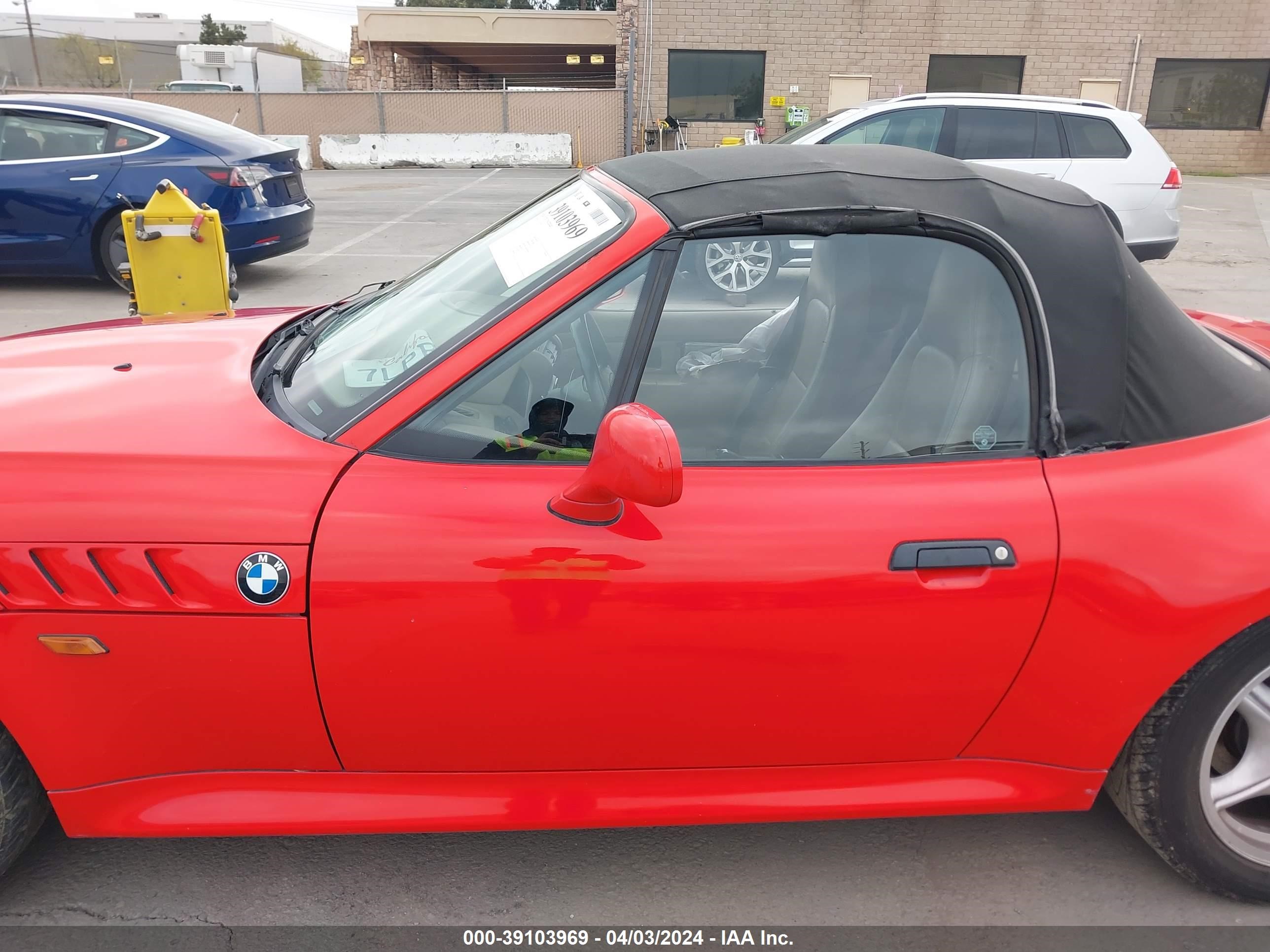 Photo 13 VIN: 4USCH9333XLG02025 - BMW Z3 