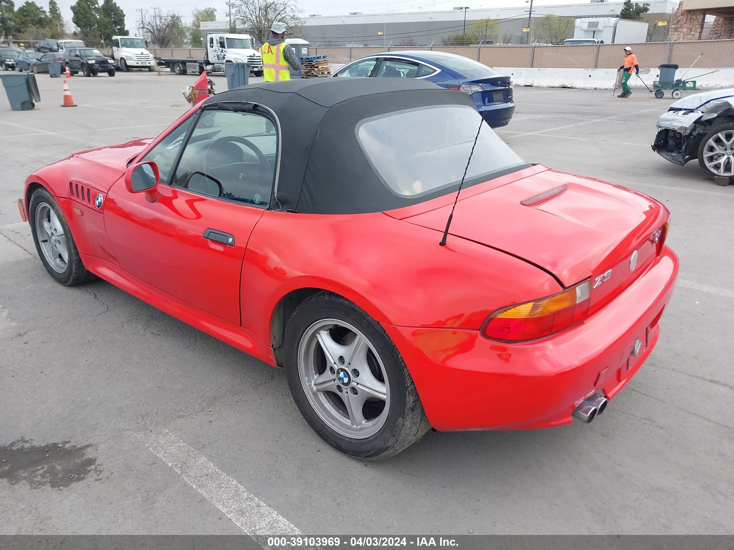 Photo 2 VIN: 4USCH9333XLG02025 - BMW Z3 