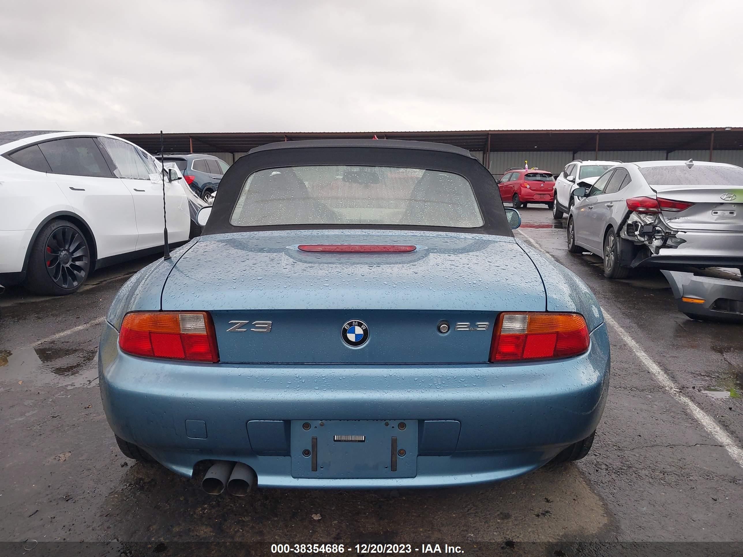 Photo 15 VIN: 4USCH9335XLG00468 - BMW Z3 