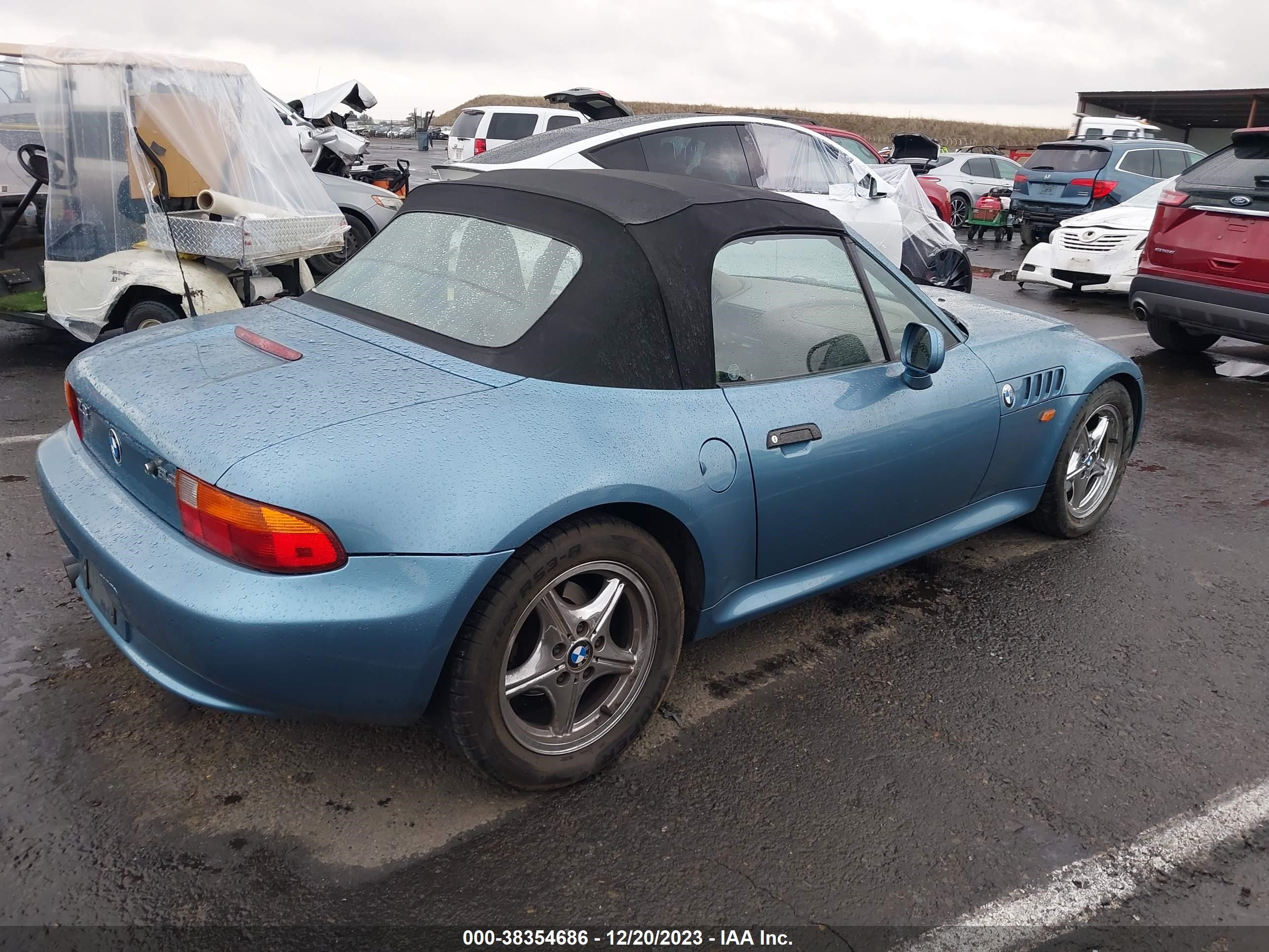 Photo 3 VIN: 4USCH9335XLG00468 - BMW Z3 