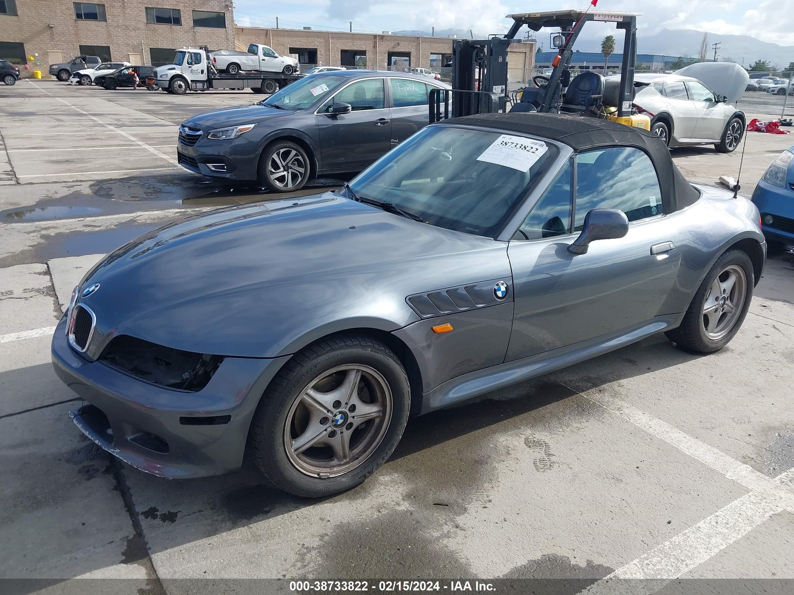 Photo 1 VIN: 4USCH9337XLF80840 - BMW Z3 