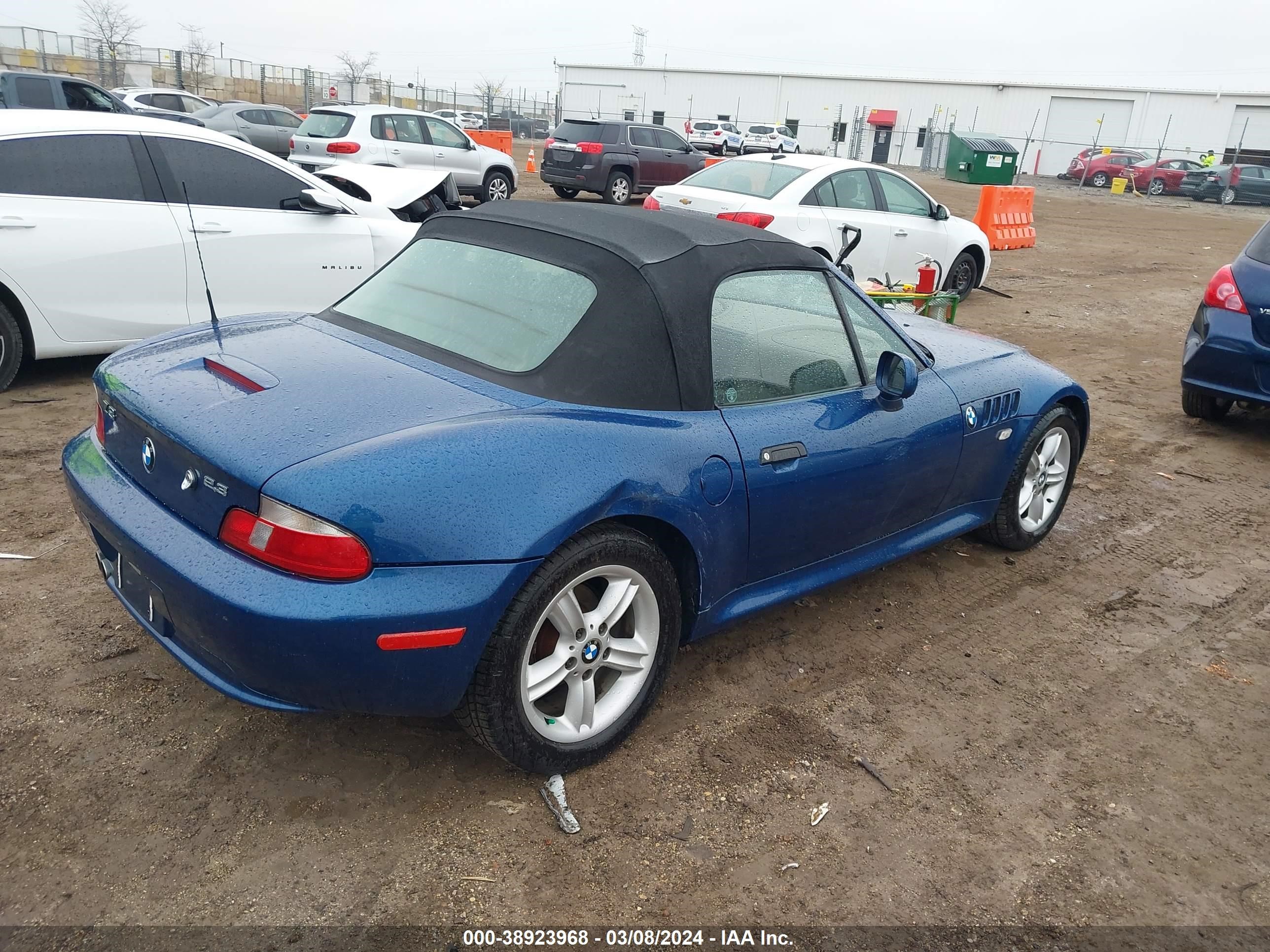 Photo 3 VIN: 4USCH9343YLG03024 - BMW Z3 