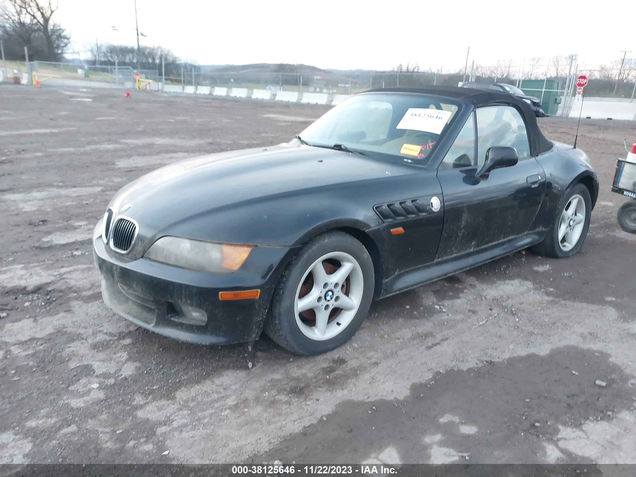 Photo 1 VIN: 4USCJ3320WLC12670 - BMW 3ER 