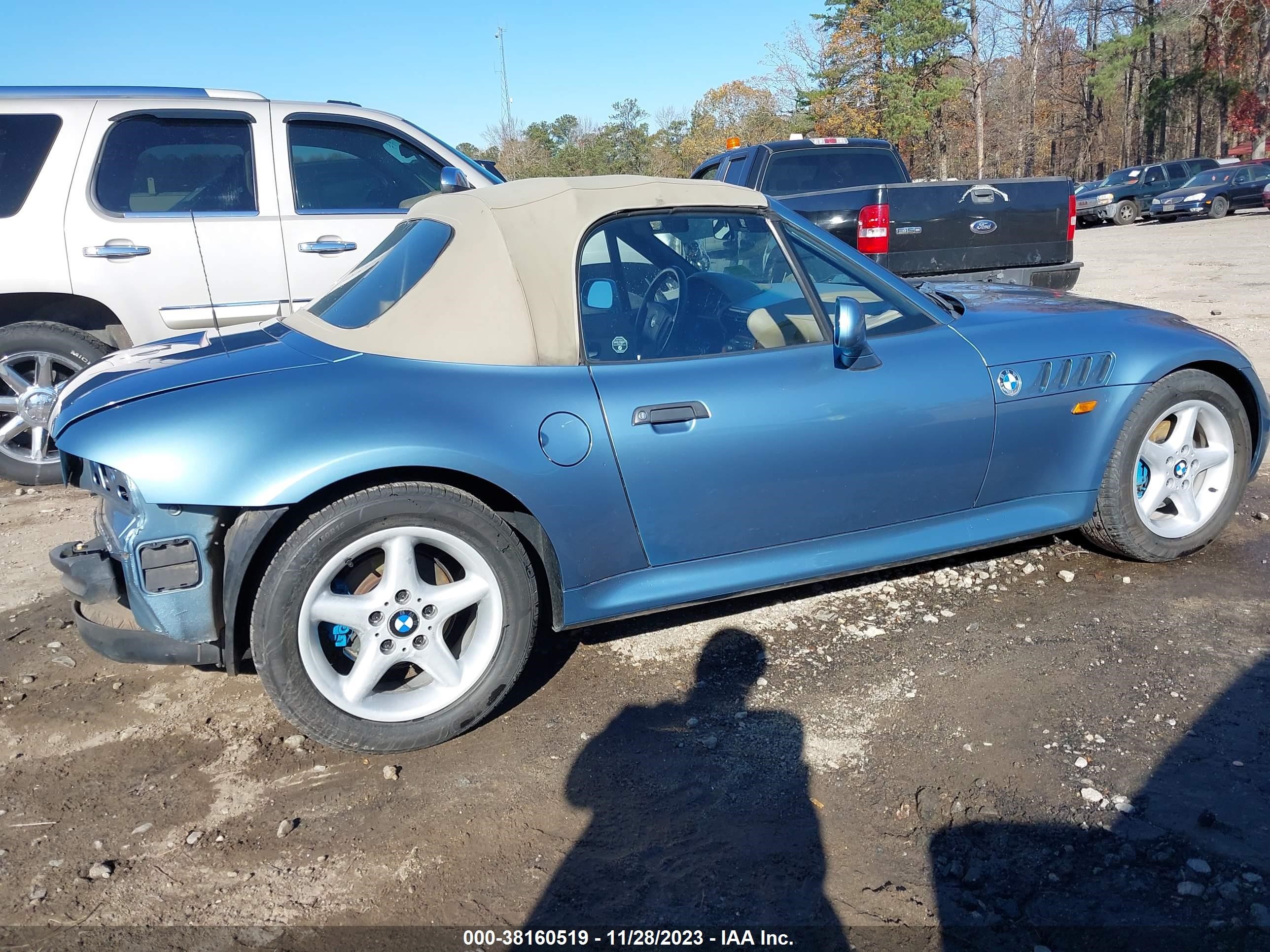 Photo 13 VIN: 4USCJ3322WLC11214 - BMW Z3 