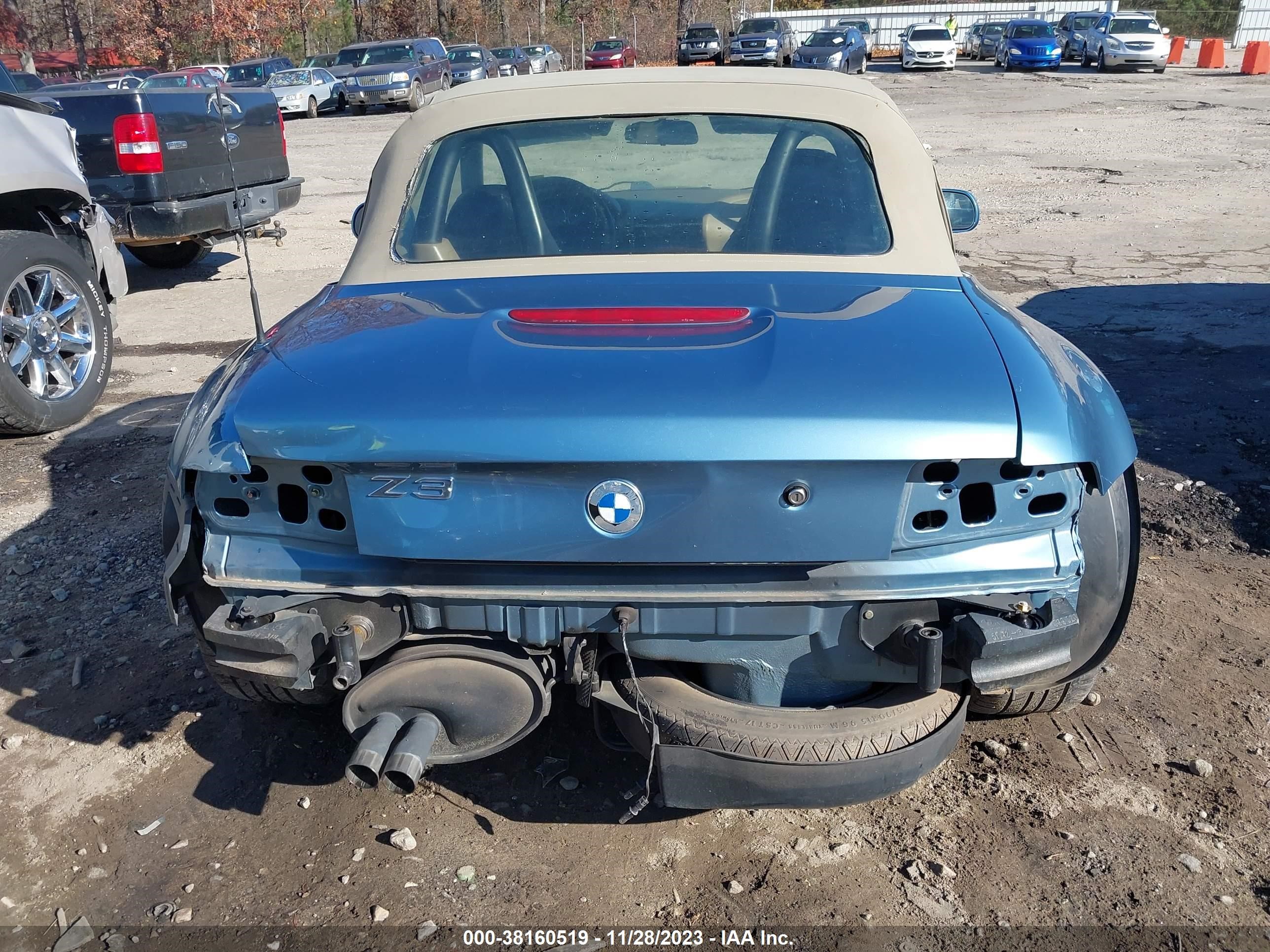 Photo 5 VIN: 4USCJ3322WLC11214 - BMW Z3 