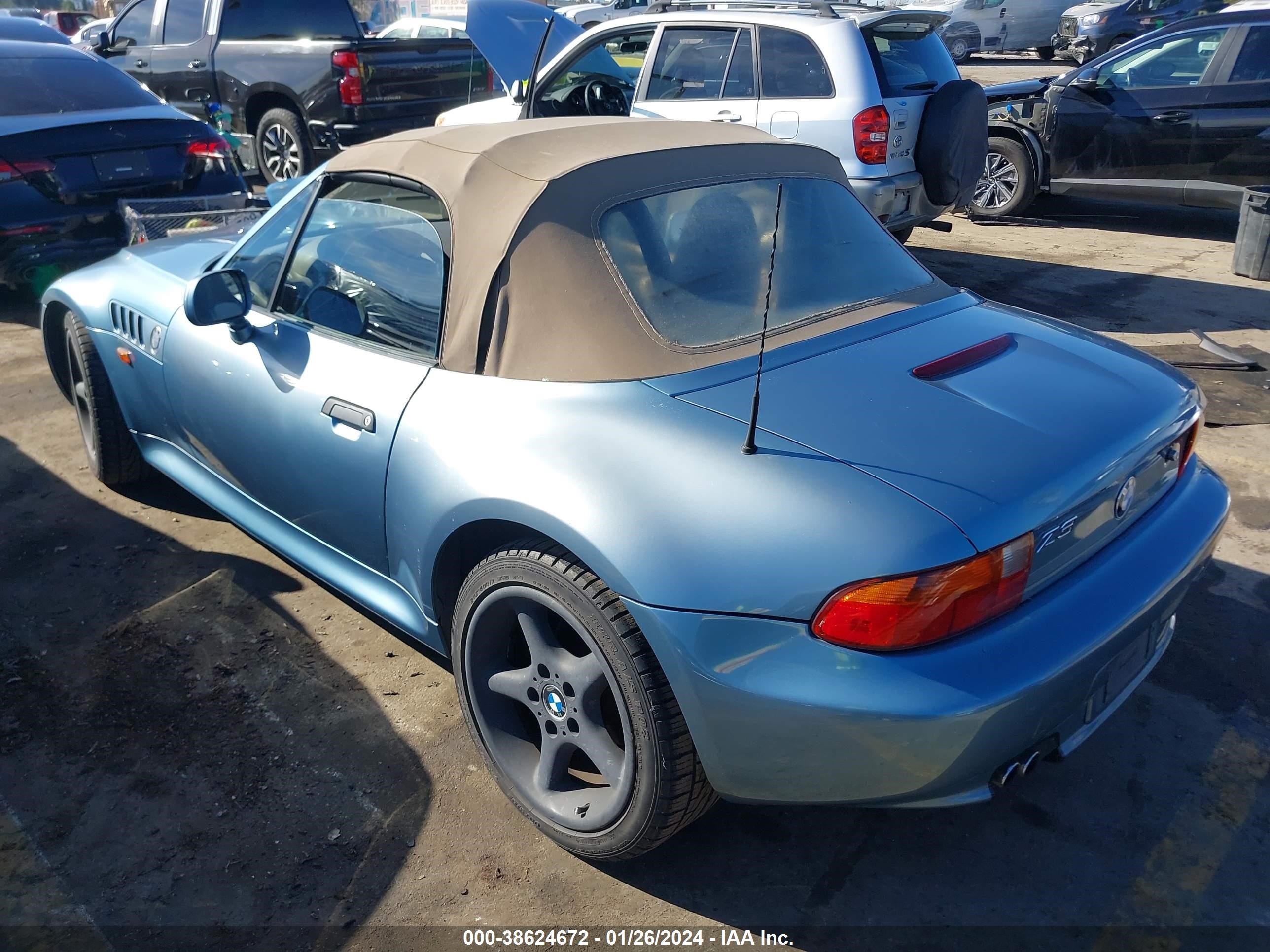 Photo 2 VIN: 4USCJ3324WLC11487 - BMW Z3 