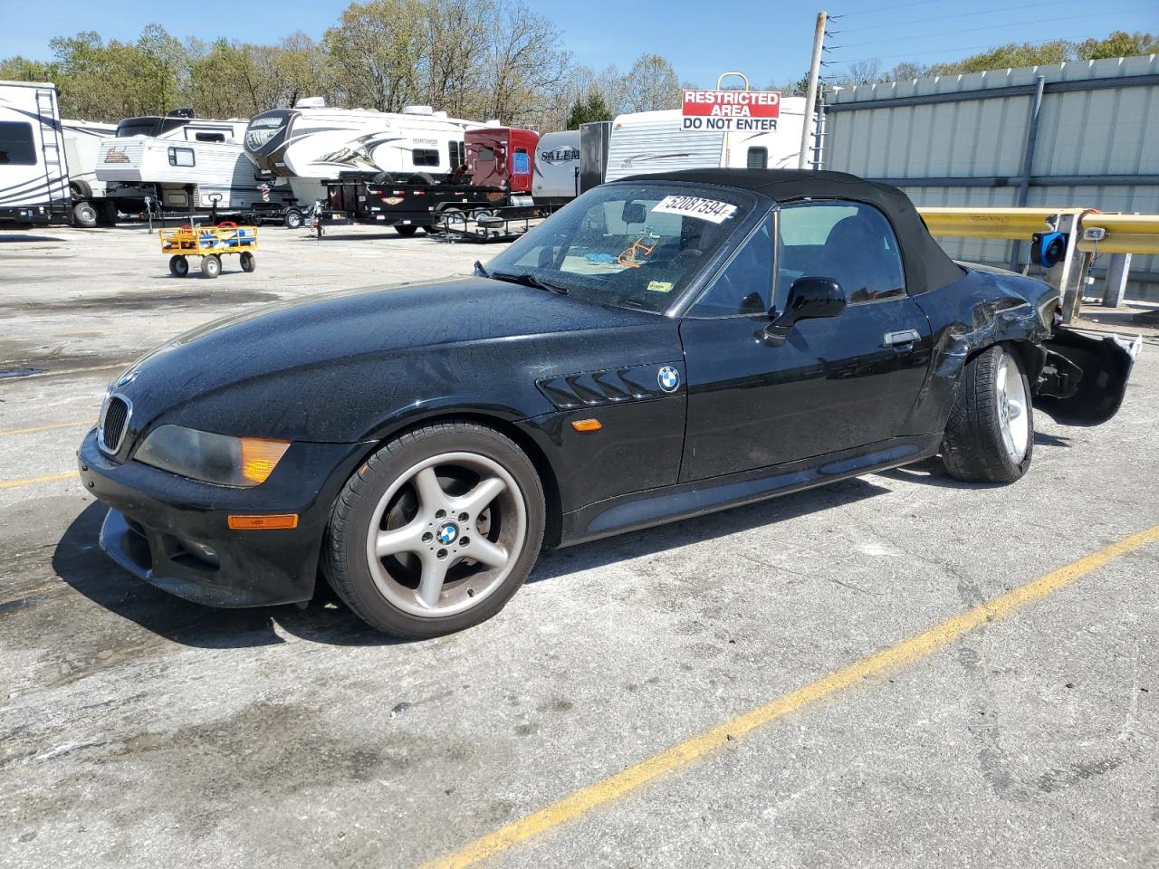 Photo 0 VIN: 4USCJ3326WLB63281 - BMW Z3 