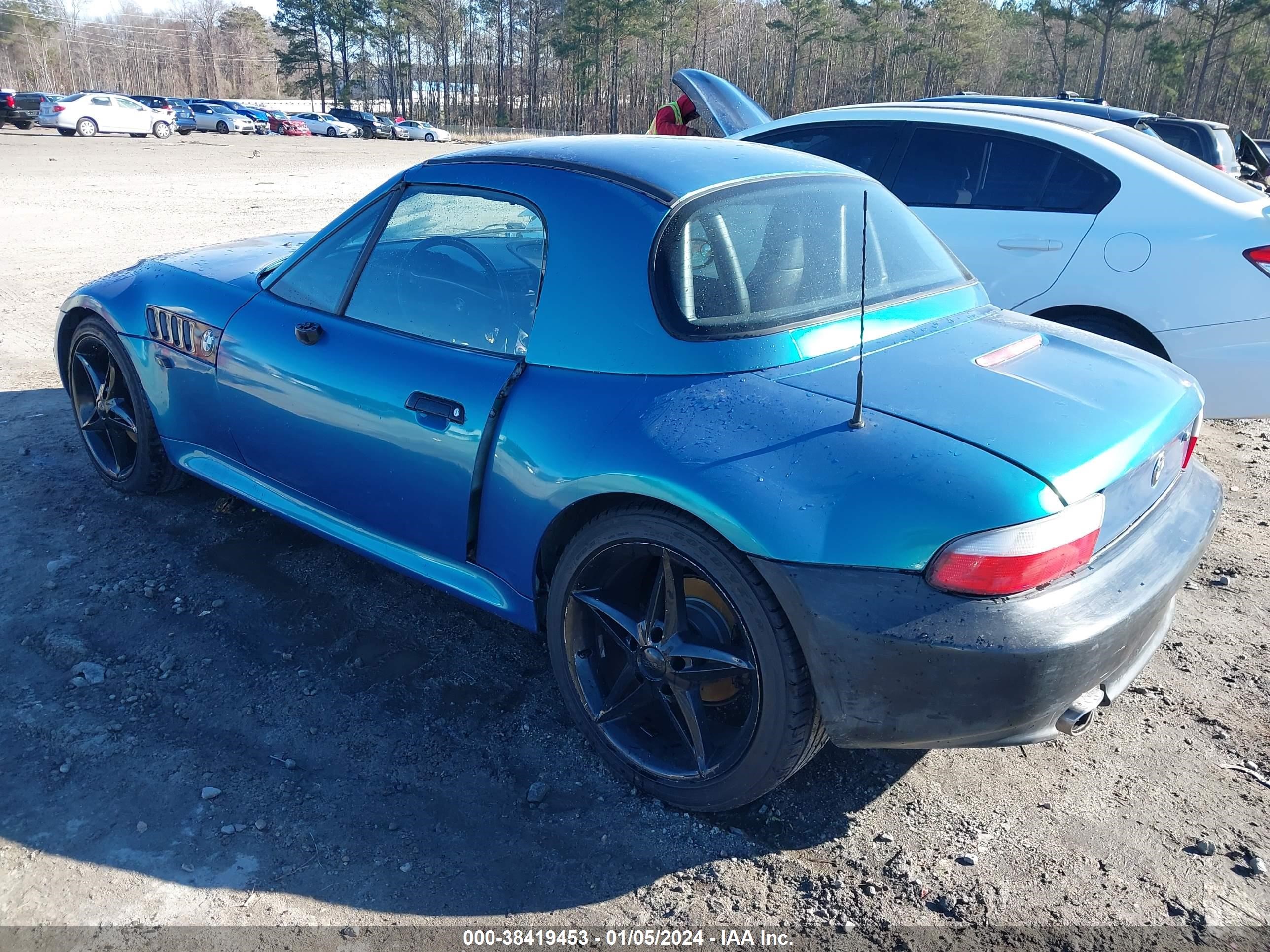 Photo 2 VIN: 4USCJ3333WLG20489 - BMW Z3 