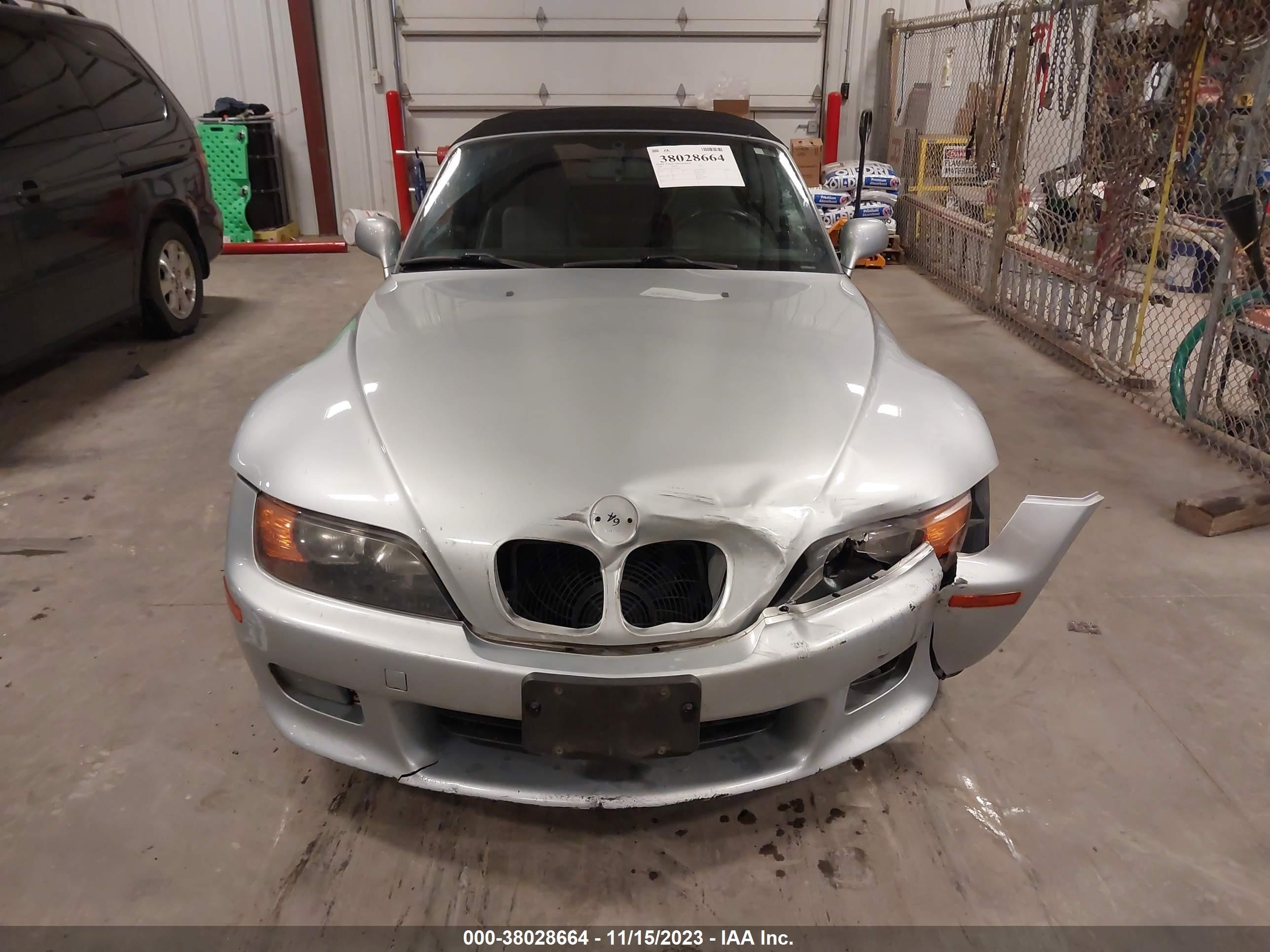 Photo 12 VIN: 4USCJ3338WLG20343 - BMW Z3 