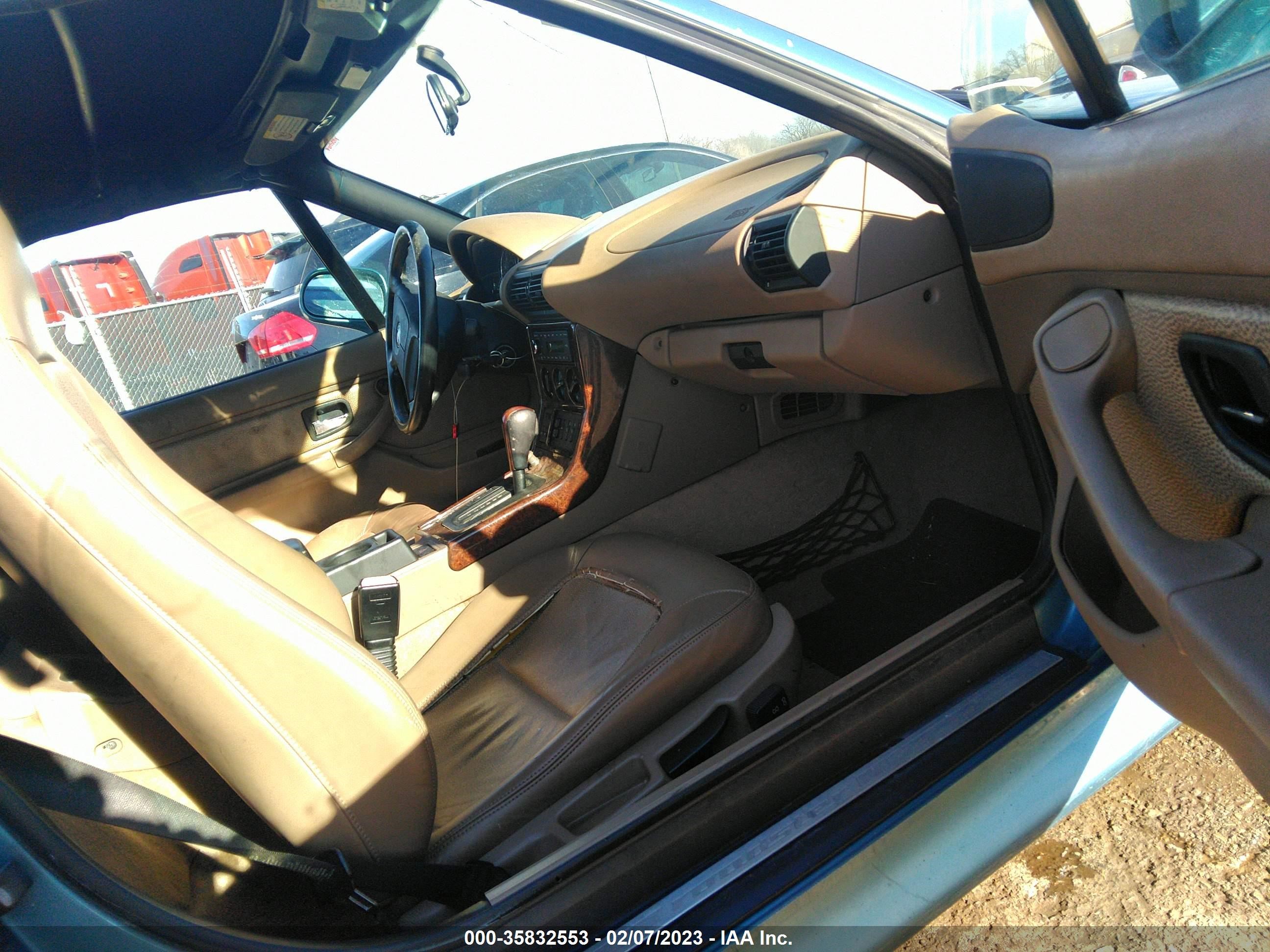 Photo 4 VIN: 4USCJ3338WLG20522 - BMW Z3 