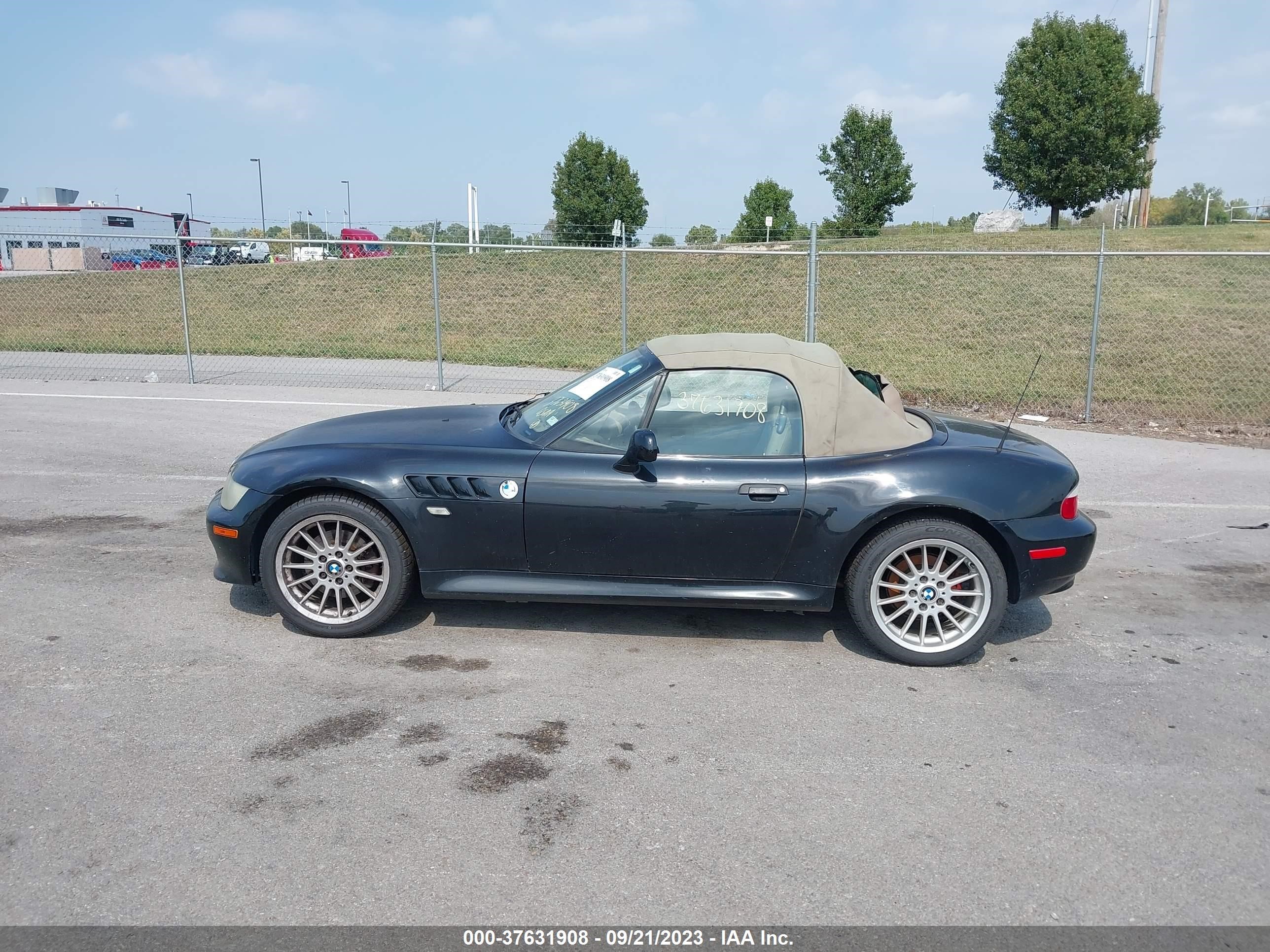 Photo 13 VIN: 4USCN53442LL50818 - BMW Z3 