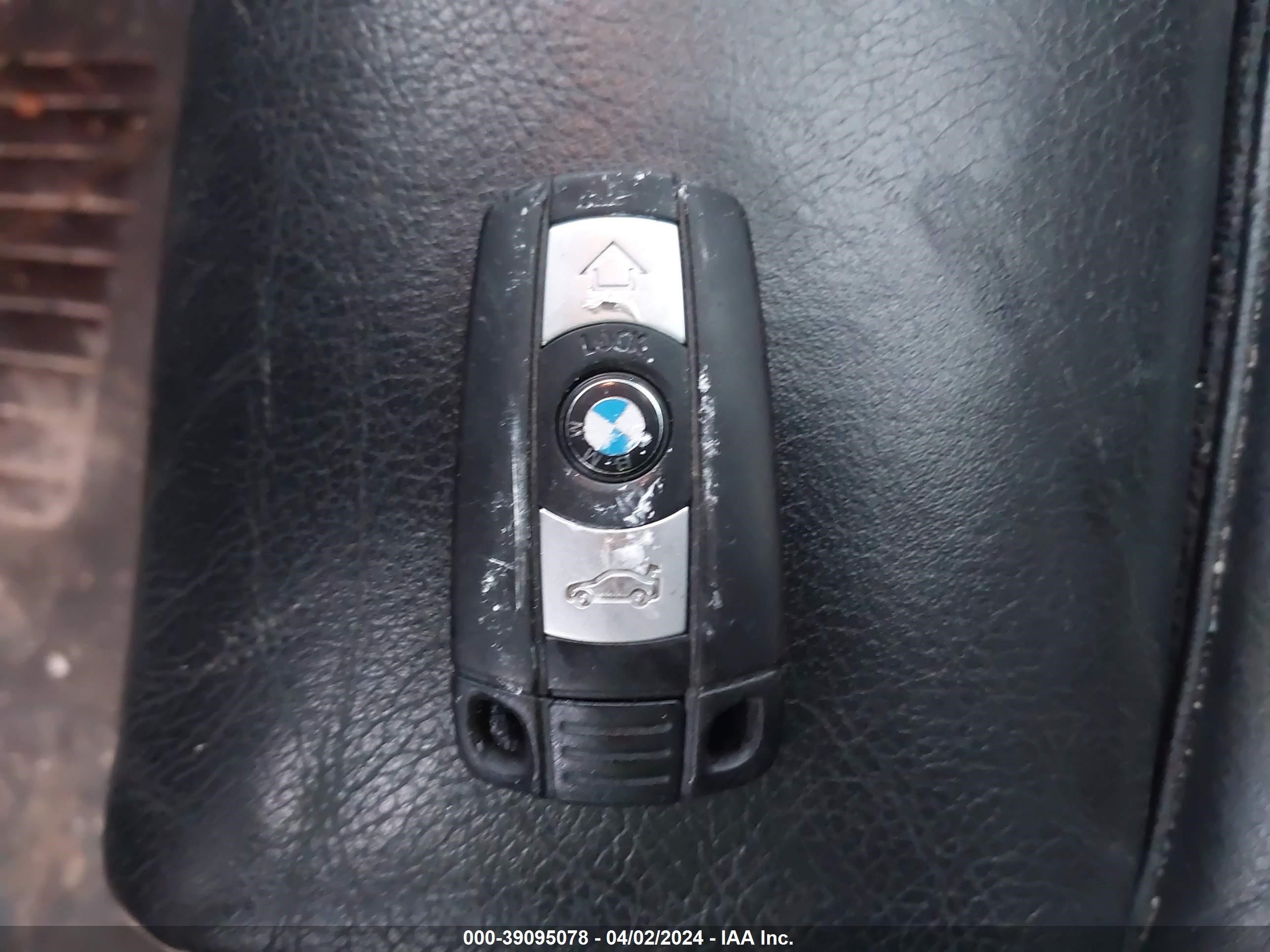 Photo 10 VIN: 4USFE43587LY80622 - BMW X5 