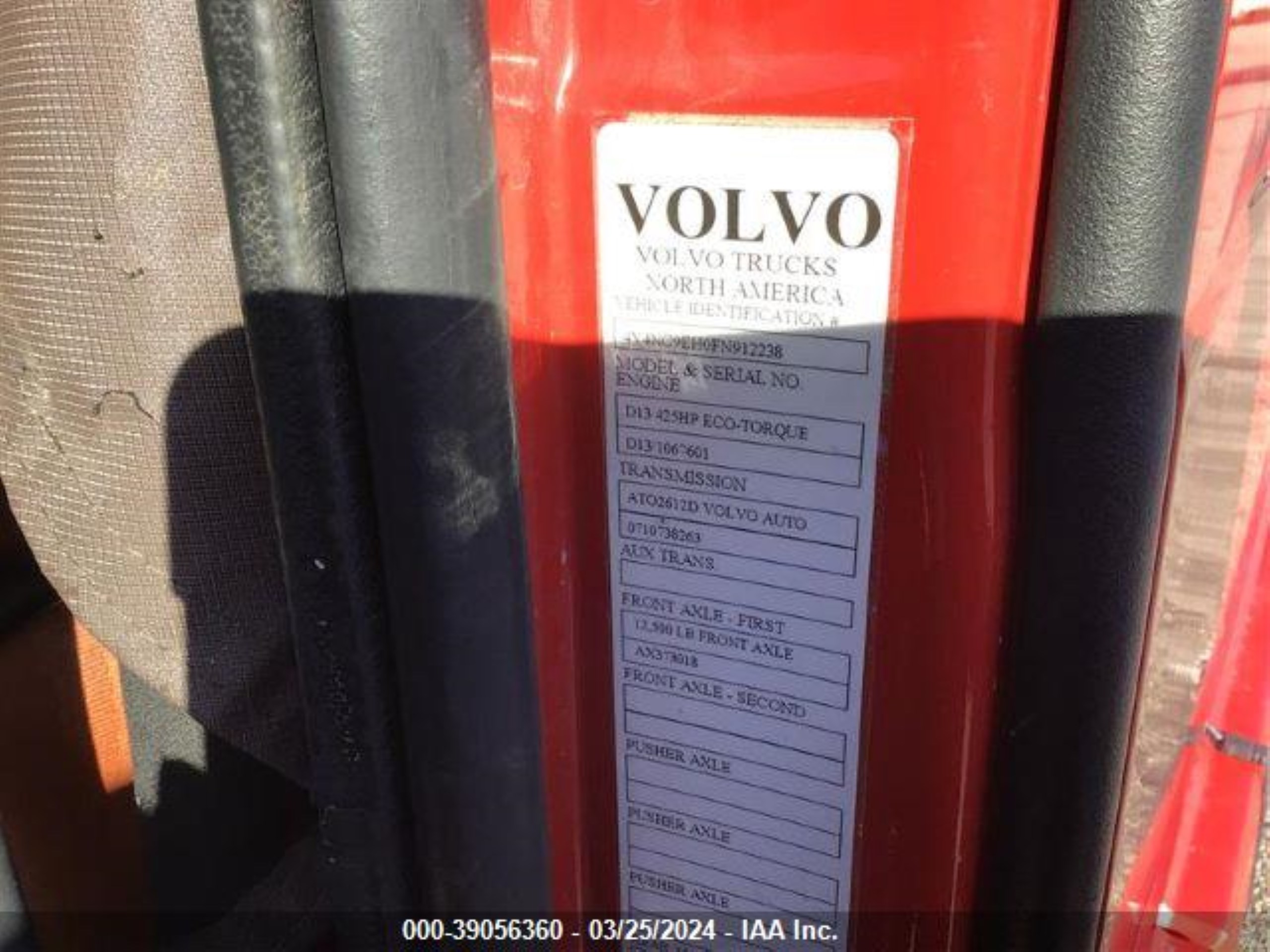 Photo 7 VIN: 4V4NC9EH0FN912238 - VOLVO NULL 