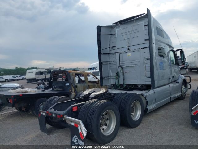 Photo 3 VIN: 4V4NC9EH2KN897414 - VOLVO VNL 