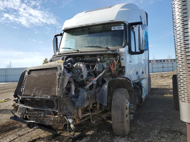 Photo 1 VIN: 4V4NC9EH5LN228121 - VOLVO VN 