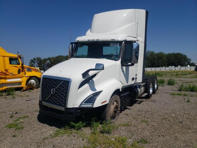 Photo 1 VIN: 4V4NC9EH5LN259868 - VOLVO VN VNL 