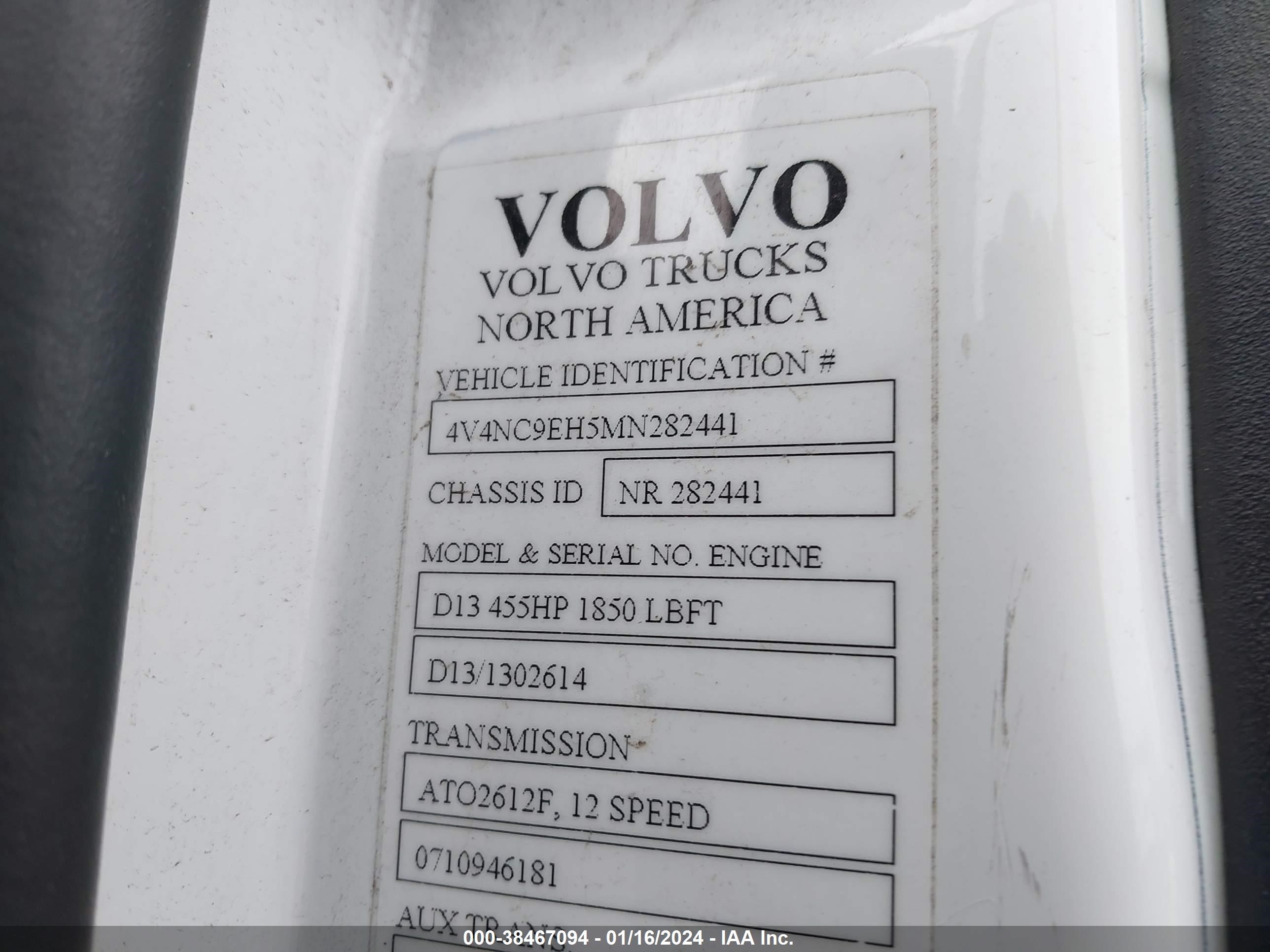 Photo 8 VIN: 4V4NC9EH5MN282441 - VOLVO NULL 