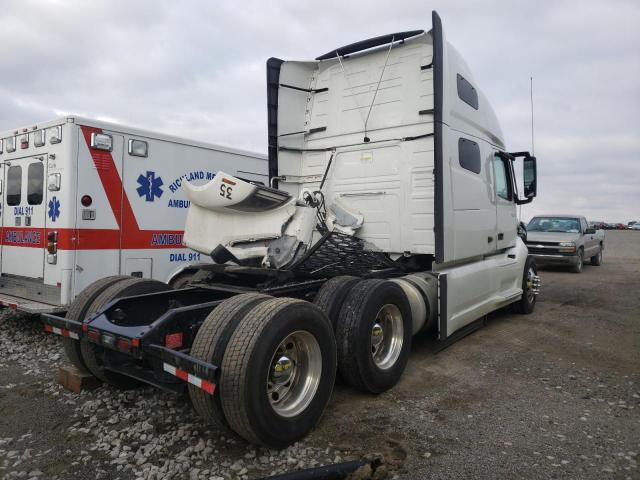 Photo 3 VIN: 4V4NC9EH8NN602658 - VOLVO VN VNL 