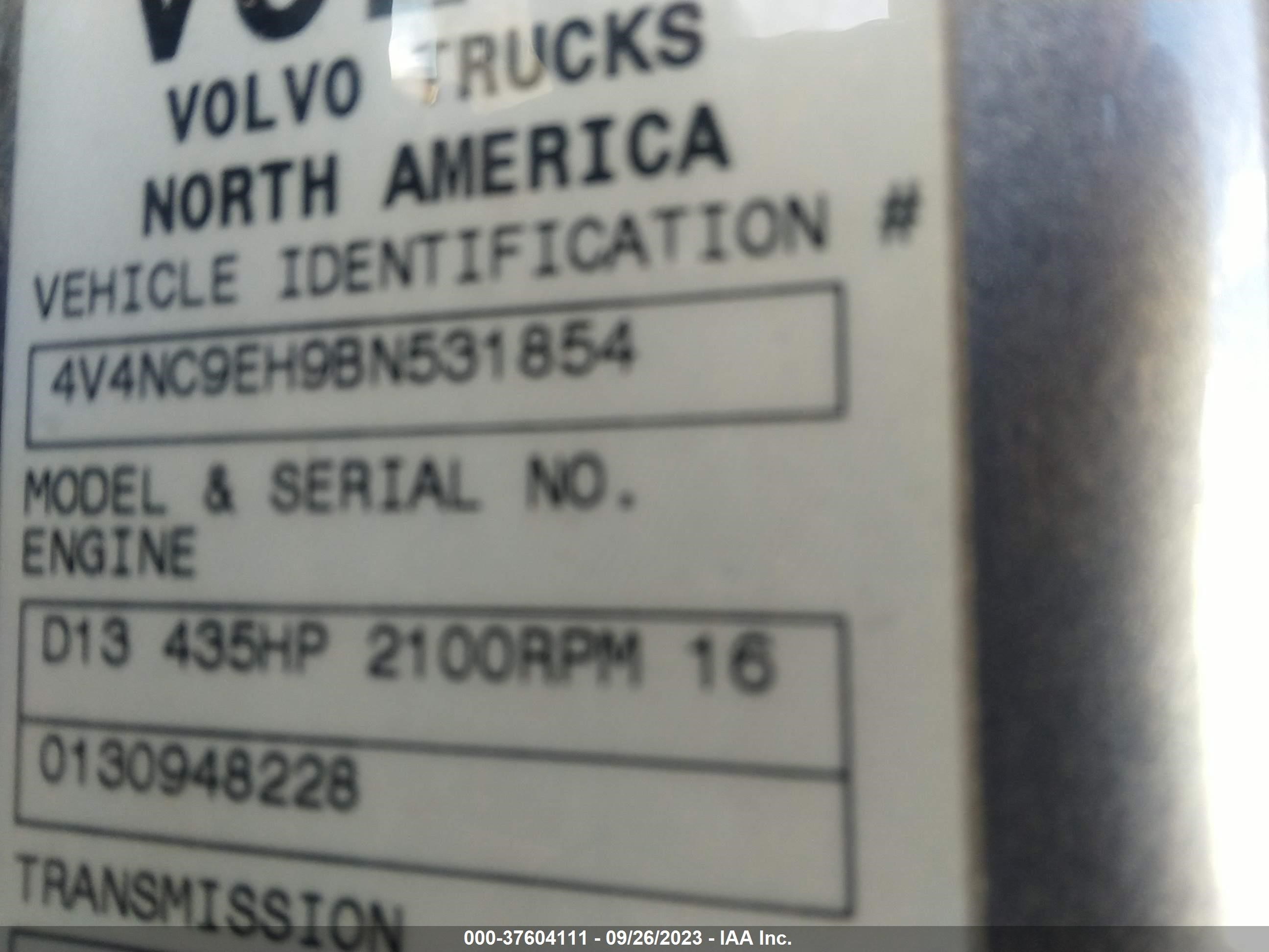 Photo 8 VIN: 4V4NC9EH9BN531854 - VOLVO ALL 