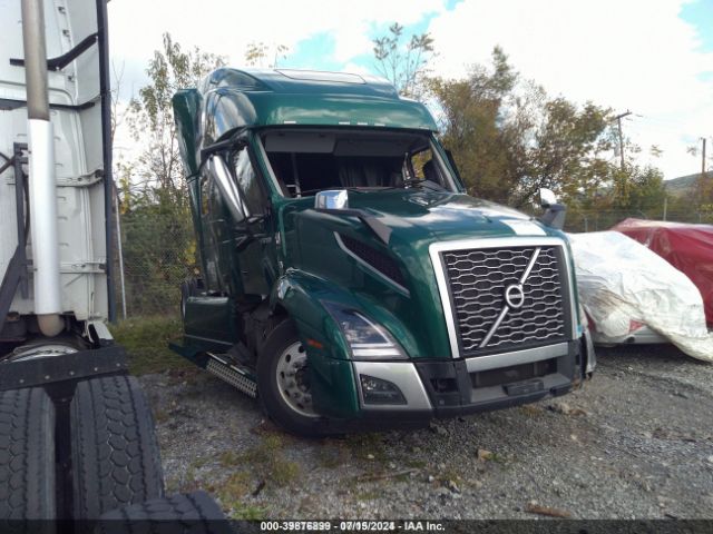 Photo 0 VIN: 4V4NC9EH9NN303129 - VOLVO VNL 