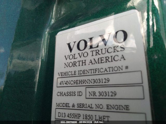 Photo 8 VIN: 4V4NC9EH9NN303129 - VOLVO VNL 