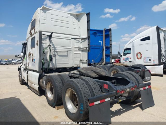 Photo 2 VIN: 4V4NC9EH9RN642107 - VOLVO VNL 