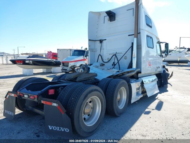 Photo 3 VIN: 4V4NC9EHXHN969503 - VOLVO VNL 