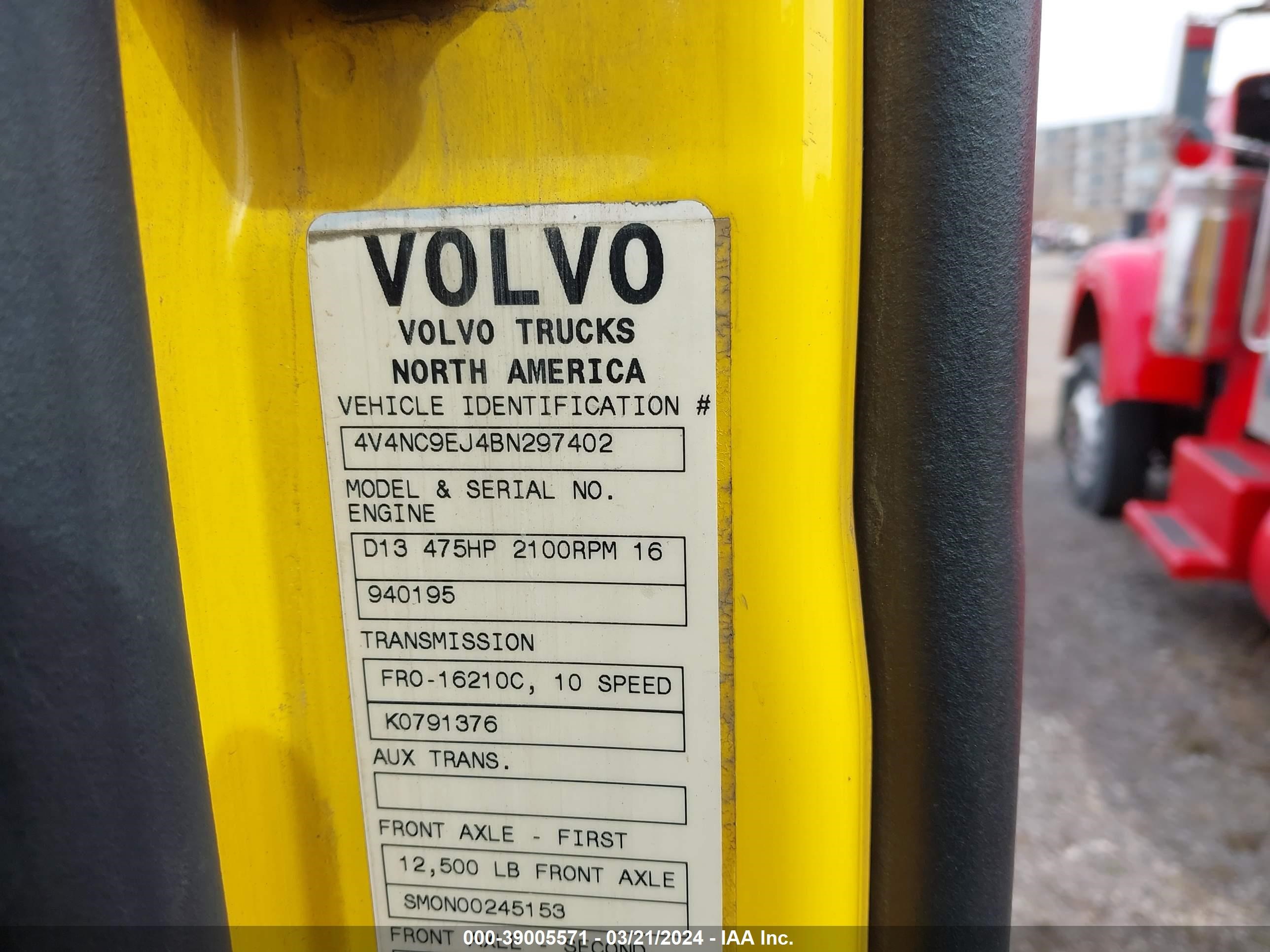 Photo 7 VIN: 4V4NC9EJ4BN297402 - VOLVO NULL 