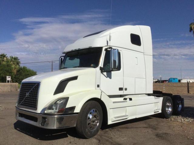 Photo 1 VIN: 4V4NC9EJ5BN295125 - VOLVO VN VNL 