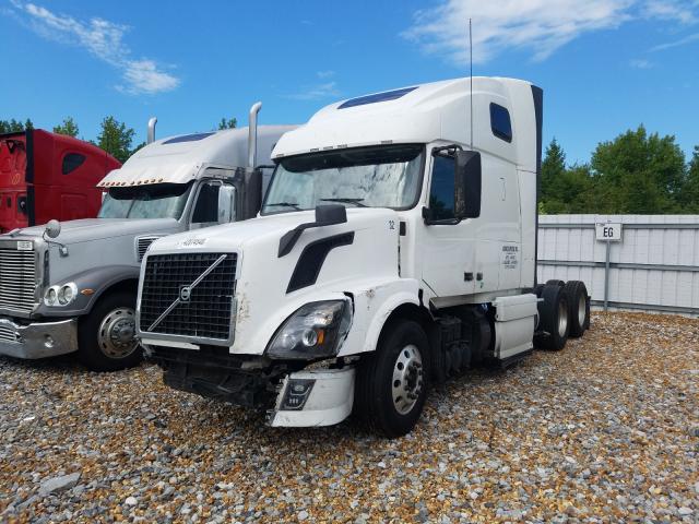 Photo 1 VIN: 4V4NC9TG2DN557970 - VOLVO VN VNL 