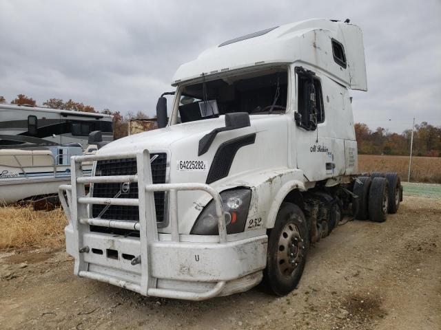 Photo 1 VIN: 4V4NC9TG6DN557955 - VOLVO VN VNL 