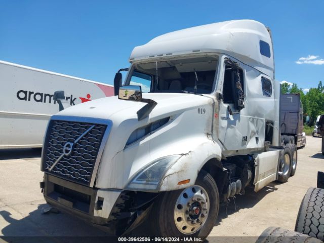 Photo 1 VIN: 4V4NC9TH4KN217838 - VOLVO VNL 