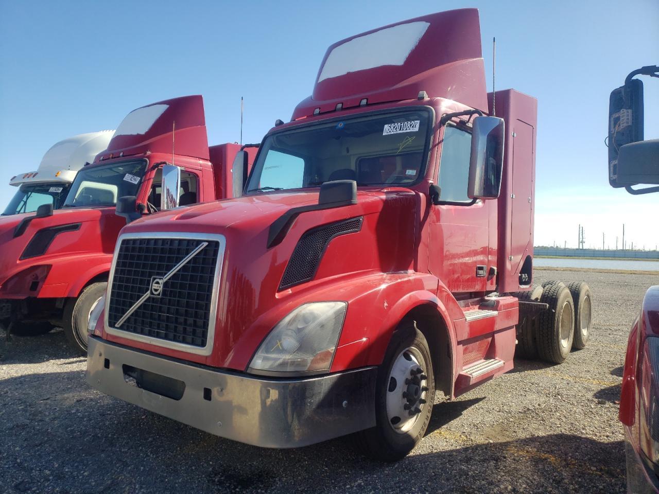 Photo 3 VIN: 4V5NC9UG5GN929879 - VOLVO VN VNL 