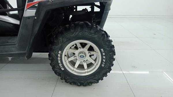 Photo 24 VIN: 4XAVH76A48D329447 - POLARIS RZR 800 