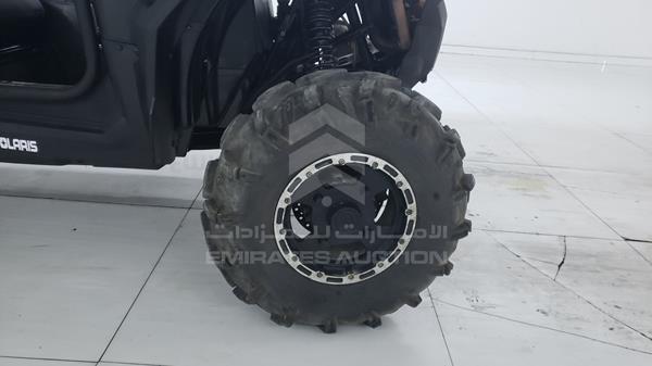 Photo 29 VIN: 4XAXY76A5BB076859 - POLARIS RZR 