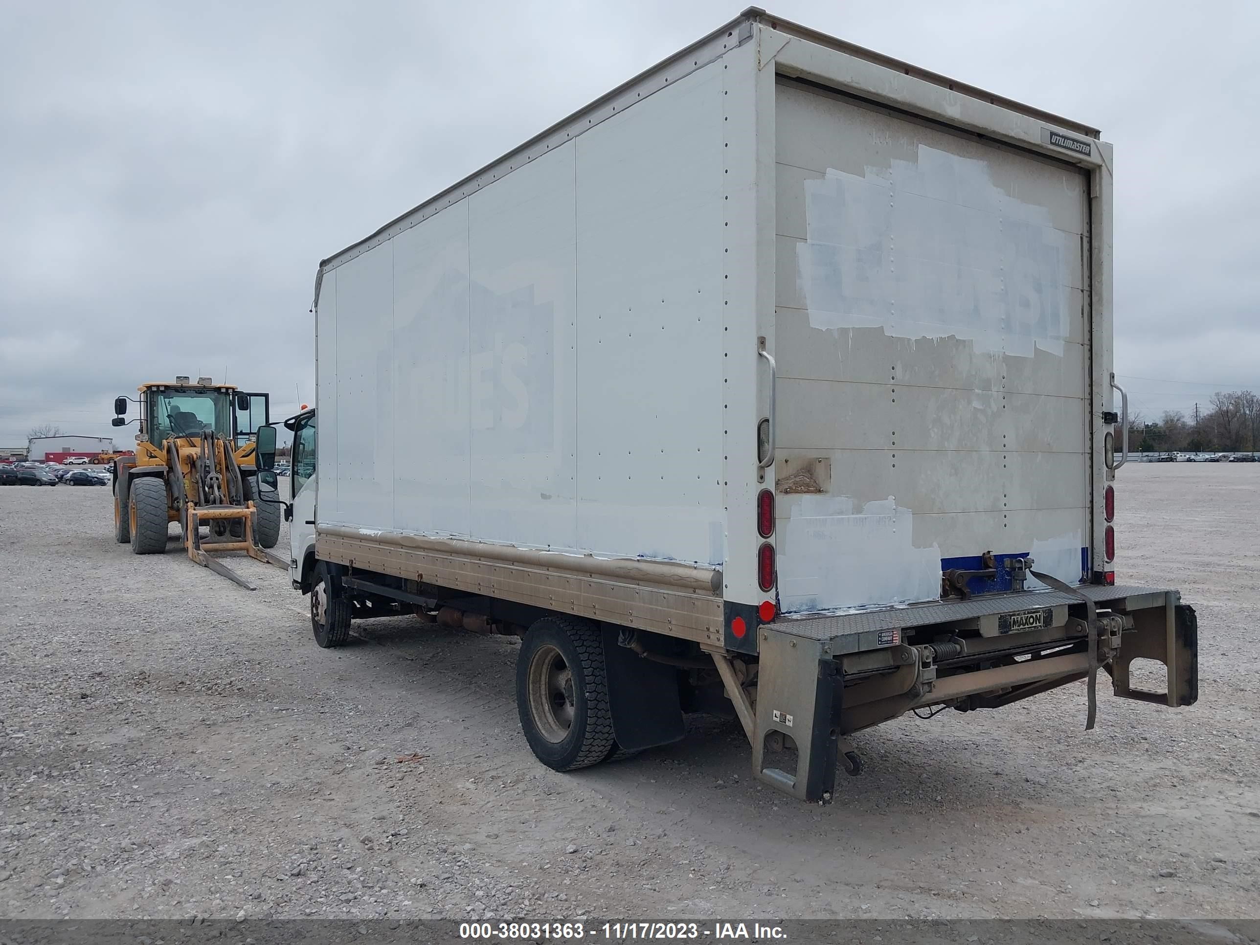 Photo 2 VIN: 54DC4W1B1GS803415 - ISUZU NULL 