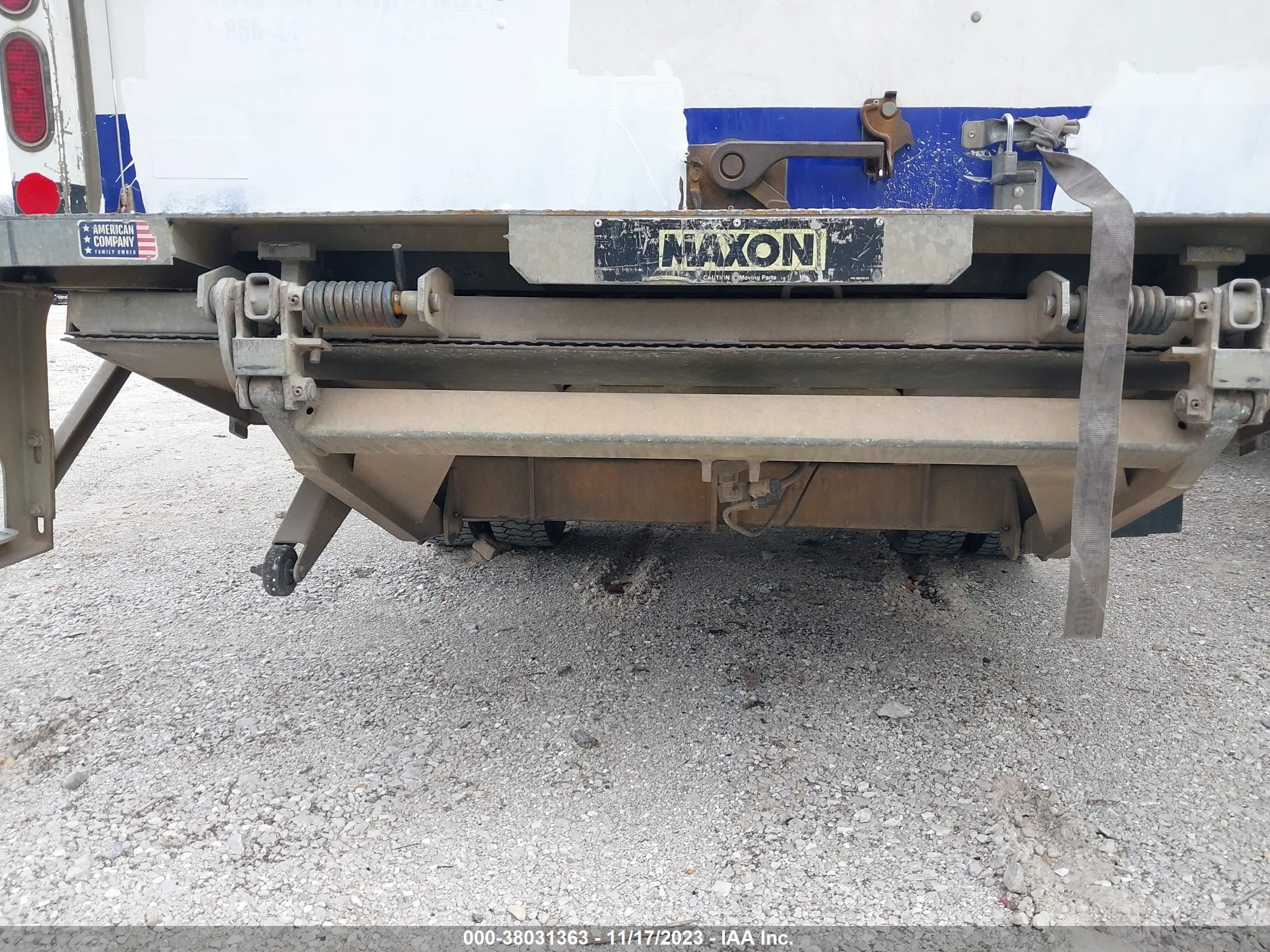 Photo 6 VIN: 54DC4W1B1GS803415 - ISUZU NULL 