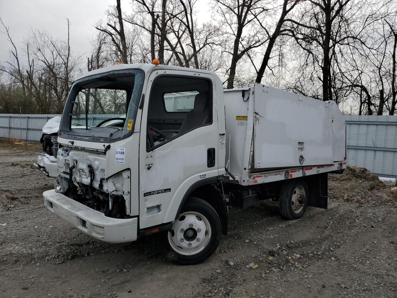 Photo 2 VIN: 54DC4W1B4GS801819 - ISUZU NPR 