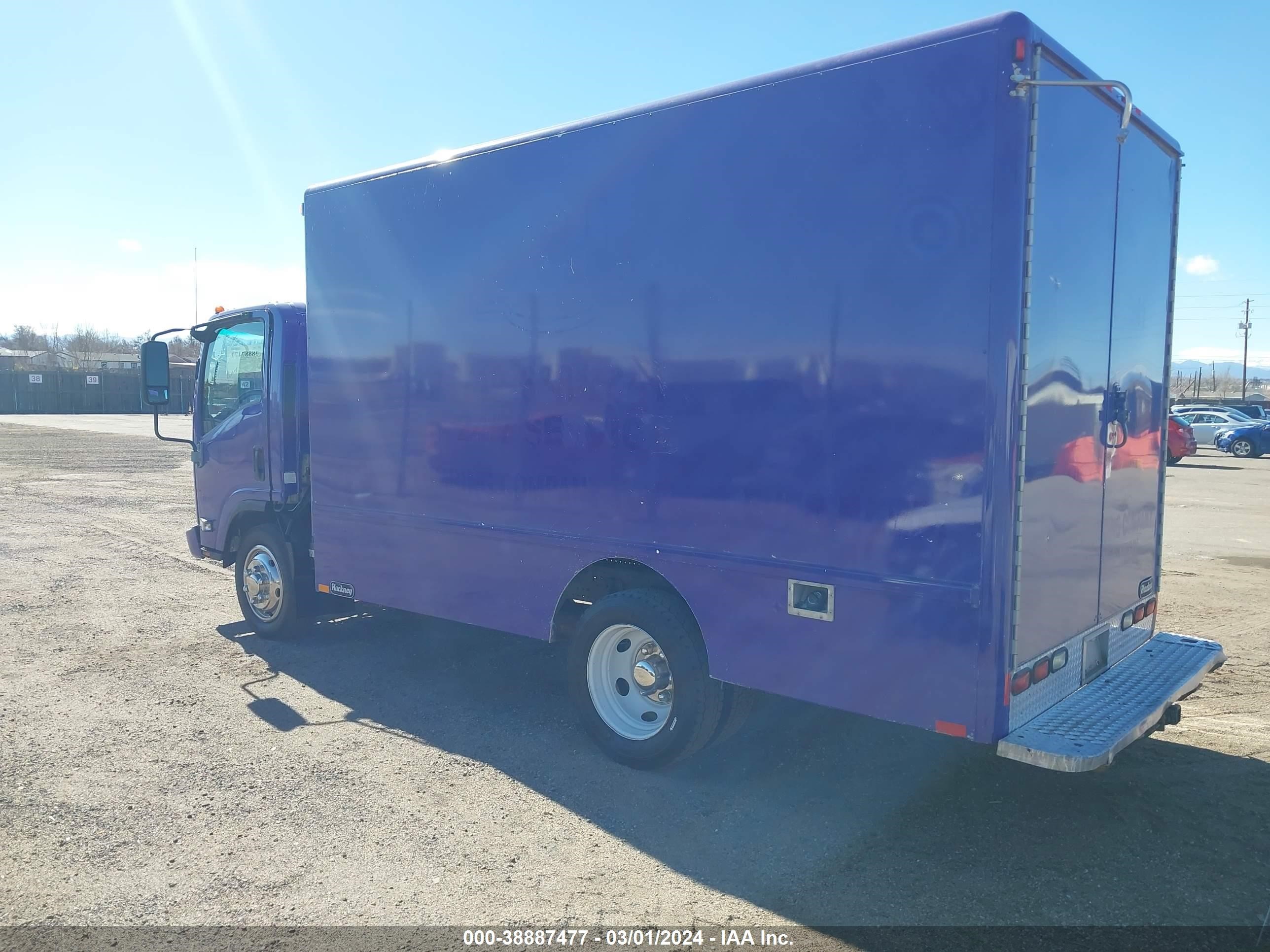 Photo 2 VIN: 54DC4W1B7CS800917 - ISUZU NULL 